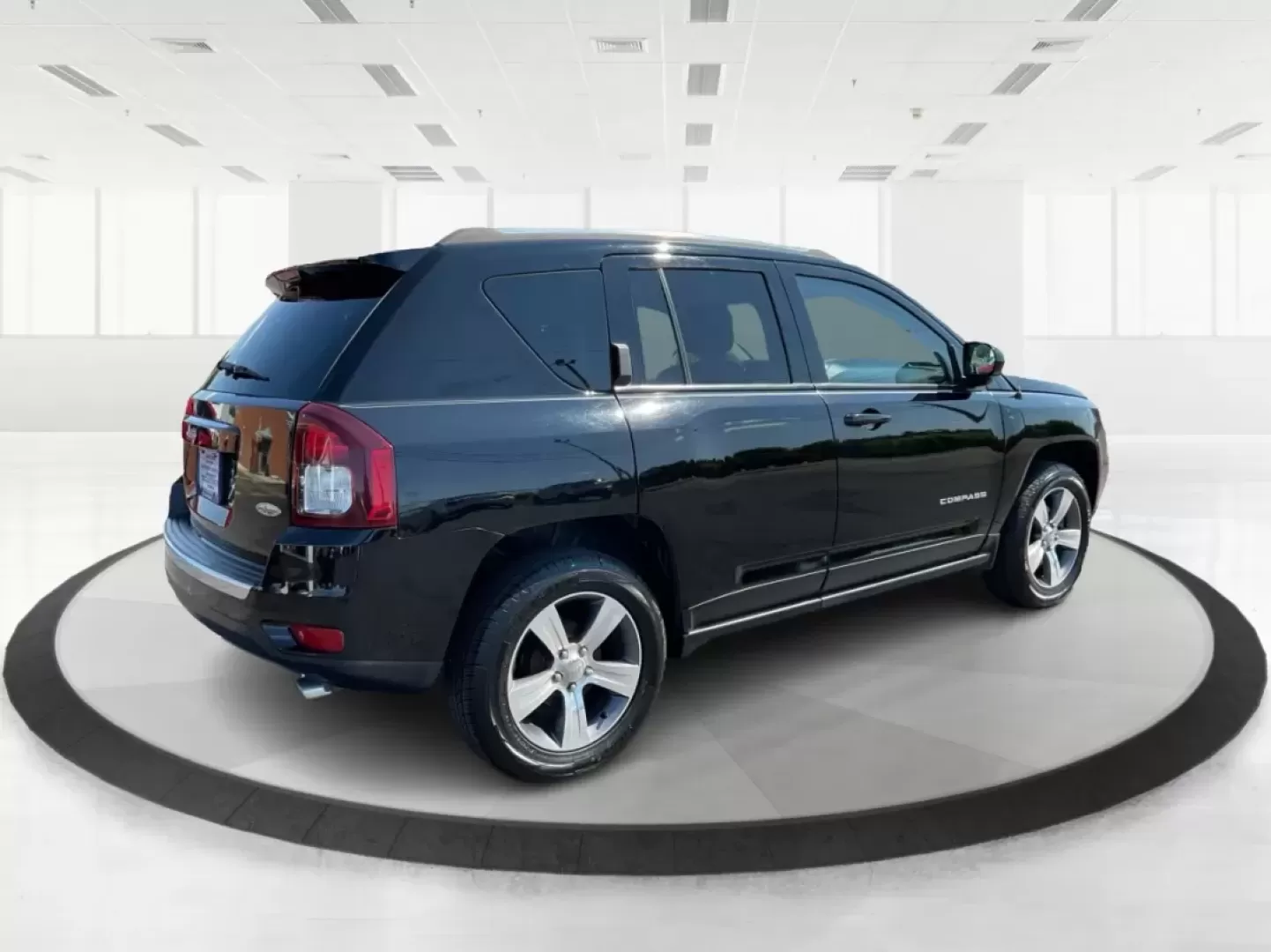 2016 Jeep Compass High Altitude Edition (1C4NJCEA0GD) with an 2L I-4 DOHC engine, located at 401 Woodman Dr, Riverside, OH, 45431, (937) 908-9800, 39.760899, -84.123421 - Experience the thrill of adventure with the 2016 Jeep Compass High Altitude Edition, a versatile SUV designed for those who crave both comfort and capability. Whether you're a growing family seeking reliable transportation, a commuter navigating Riverside's bustling streets, or simply someone who en - Photo#2