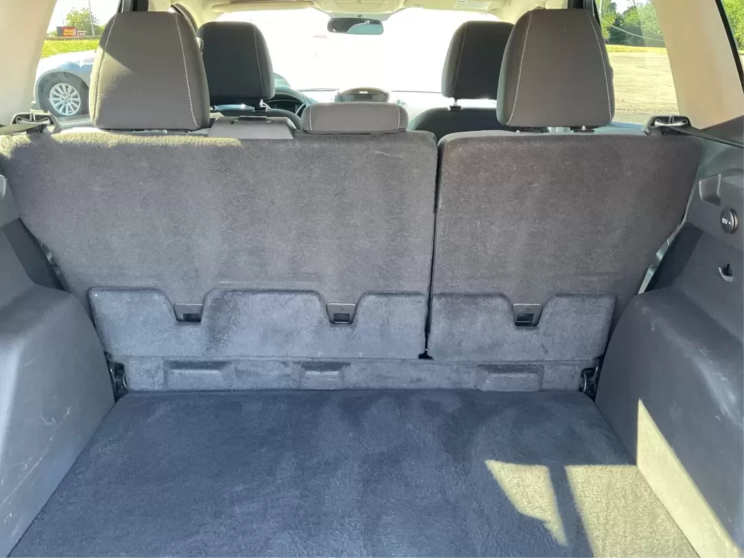 2016 Ford Escape SE (1FMCU9G92GU) with an 2.0L L4 DOHC 16V engine, 6-Speed Automatic transmission, located at 1230 East Main St, Xenia, OH, 45385, (937) 908-9800, 39.688026, -83.910172 - **Adventure Awaits with the 2016 Ford Escape SE at Advantage Car and Credit - New Carlisle!**<br /> <br /> Are you ready to elevate your lifestyle with a vehicle that can handle both your daily commutes and weekend getaways? Look no further than this stunning 2016 Ford Escape SE, available now at Ad - Photo#12