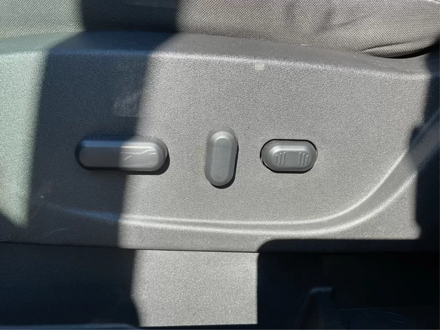 2016 Ford Escape SE (1FMCU9G92GU) with an Other engine, located at 1230 East Main St, Xenia, OH, 45385, (937) 908-9800, 39.688026, -83.910172 - **Adventure Awaits with the 2016 Ford Escape SE at Advantage Car and Credit - New Carlisle!**<br /> <br /> Are you ready to elevate your lifestyle with a vehicle that can handle both your daily commutes and weekend getaways? Look no further than this stunning 2016 Ford Escape SE, available now at Ad - Photo#17