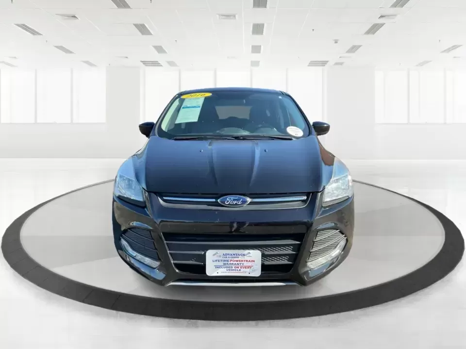 2016 Ford Escape SE (1FMCU9G92GU) with an 2.0L L4 DOHC 16V engine, 6-Speed Automatic transmission, located at 1951 S Dayton Lakeview Rd., New Carlisle, OH, 45344, (937) 908-9800, 39.890999, -84.050255 - **Adventure Awaits with the 2016 Ford Escape SE at Advantage Car and Credit - New Carlisle!**<br /> <br /> Are you ready to elevate your lifestyle with a vehicle that can handle both your daily commutes and weekend getaways? Look no further than this stunning 2016 Ford Escape SE, available now at Ad - Photo#7