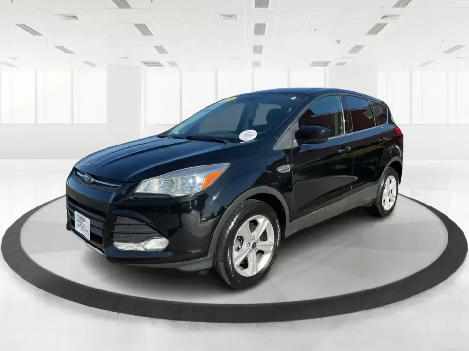 2016 Ford Escape SE (1FMCU9G92GU) with an 2.0L L4 DOHC 16V engine, 6-Speed Automatic transmission, located at 1951 S Dayton Lakeview Rd., New Carlisle, OH, 45344, (937) 908-9800, 39.890999, -84.050255 - **Adventure Awaits with the 2016 Ford Escape SE at Advantage Car and Credit - New Carlisle!**<br /> <br /> Are you ready to elevate your lifestyle with a vehicle that can handle both your daily commutes and weekend getaways? Look no further than this stunning 2016 Ford Escape SE, available now at Ad - Photo#8