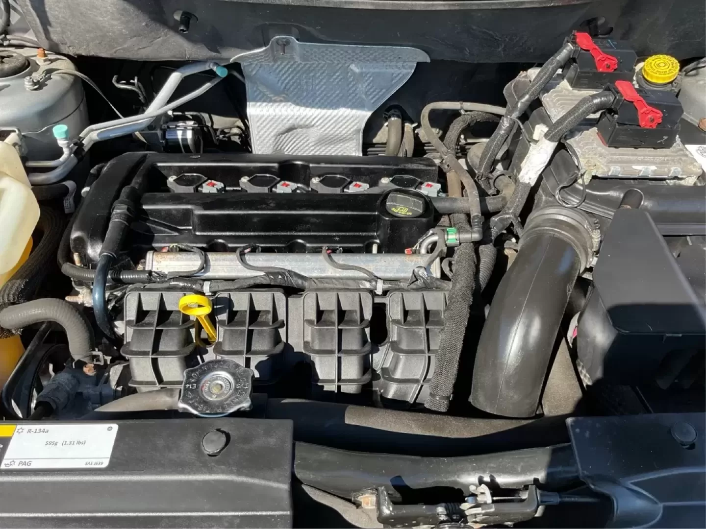 2015 Jeep Compass Altitude Edition (1C4NJCBA6FD) with an 2L I-4 DOHC engine, located at 1951 S Dayton Lakeview Rd., New Carlisle, OH, 45344, (937) 908-9800, 39.890999, -84.050255 - **Adventure Awaits in the 2015 Jeep Compass Altitude Edition at Advantage Car and Credit - Fairborn!**<br /> <br /> Are you ready for your next adventure? The 2015 Jeep Compass Altitude Edition is your perfect companion for weekend getaways, family road trips, or even your daily commute! This versat - Photo#11