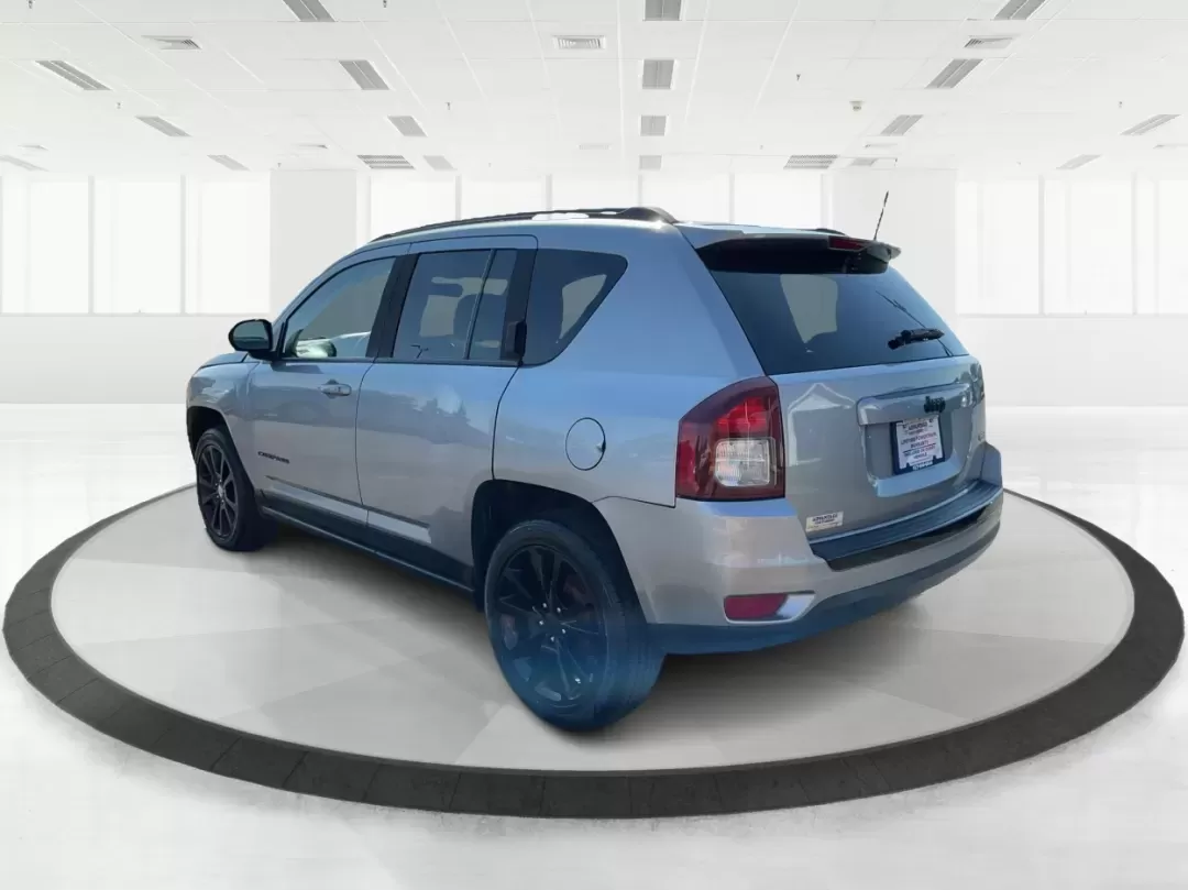 2015 Jeep Compass Altitude Edition (1C4NJCBA6FD) with an 2L I-4 DOHC engine, Continuously Variable Transmission (CVT) transmission, located at 880 E. National Road, Vandalia, OH, 45377, (937) 908-9800, 39.891918, -84.183594 - **Adventure Awaits in the 2015 Jeep Compass Altitude Edition at Advantage Car and Credit - Fairborn!**<br /> <br /> Are you ready for your next adventure? The 2015 Jeep Compass Altitude Edition is your perfect companion for weekend getaways, family road trips, or even your daily commute! This versat - Photo#4