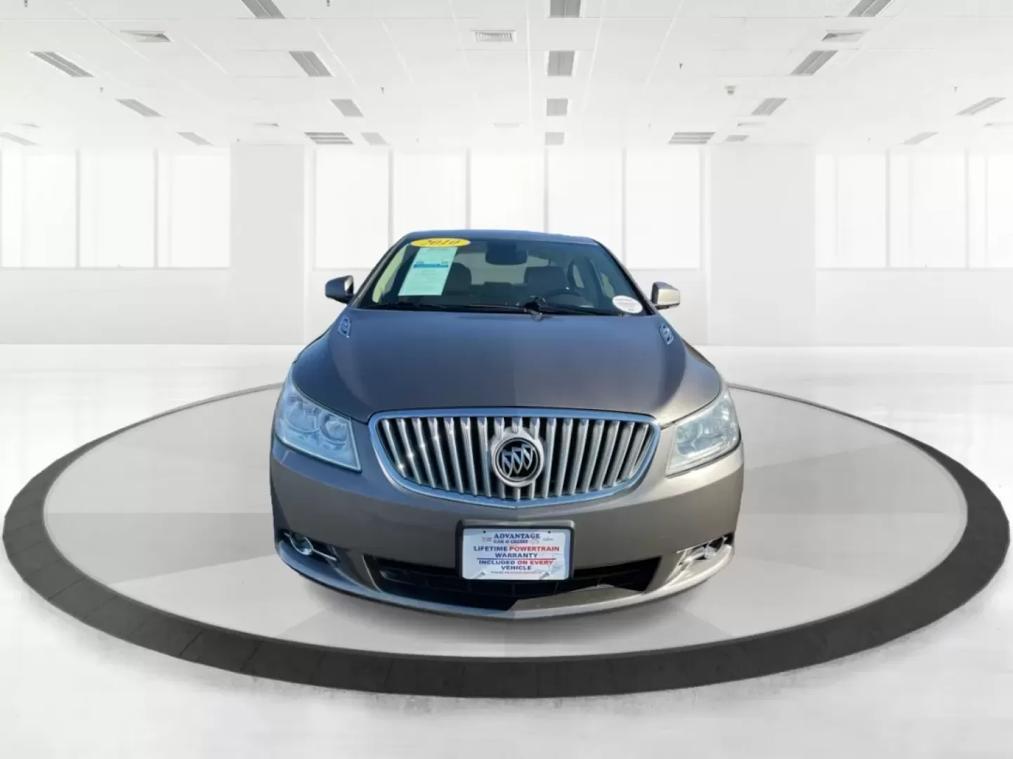 2010 Buick LaCrosse CXL (1G4GC5EG5AF) with an Ecotec 3L V-6 gasoline direct injection engine, located at 1184 Kauffman Ave, Fairborn, OH, 45324, (937) 908-9800, 39.807072, -84.030914 - **Experience Luxury and Comfort with the 2010 Buick LaCrosse CXL at Advantage Car and Credit - Fairborn!**<br /> <br /> Imagine gliding down the picturesque streets of Fairborn, OH, in a stylish sedan that combines luxury with practicality. Whether you're commuting to work, running errands around th - Photo#7