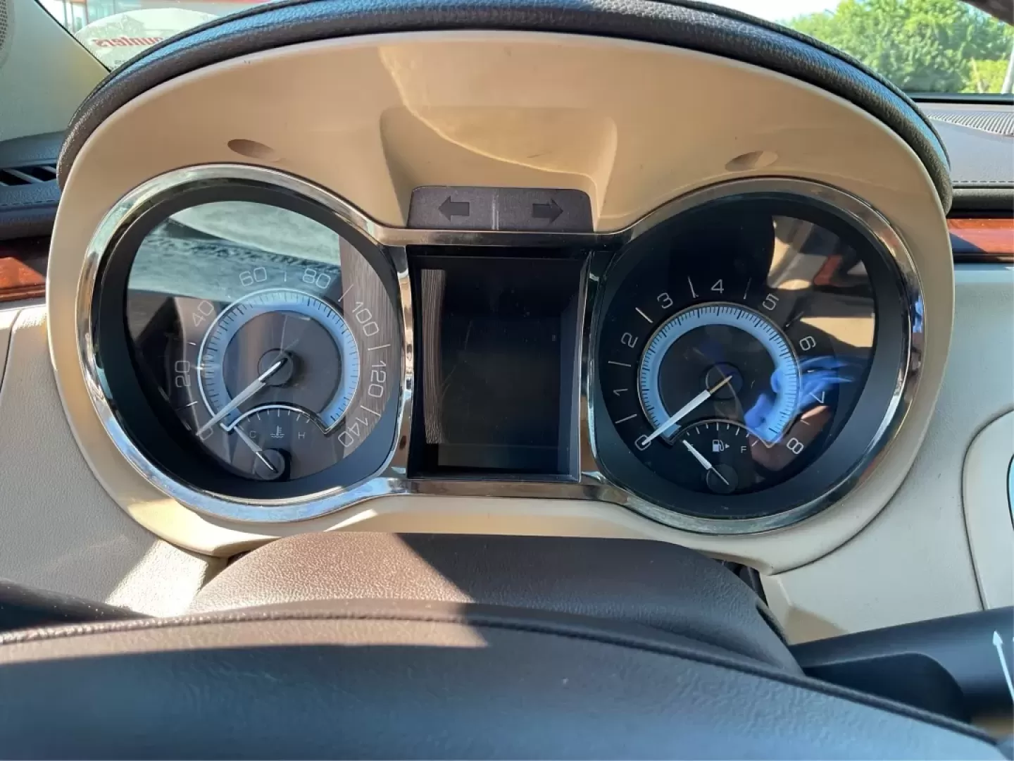 2010 Buick LaCrosse CXL (1G4GC5EG5AF) with an Ecotec 3L V-6 gasoline direct injection engine, located at 1184 Kauffman Ave, Fairborn, OH, 45324, (937) 908-9800, 39.807072, -84.030914 - **Experience Luxury and Comfort with the 2010 Buick LaCrosse CXL at Advantage Car and Credit - Fairborn!**<br /> <br /> Imagine gliding down the picturesque streets of Fairborn, OH, in a stylish sedan that combines luxury with practicality. Whether you're commuting to work, running errands around th - Photo#15