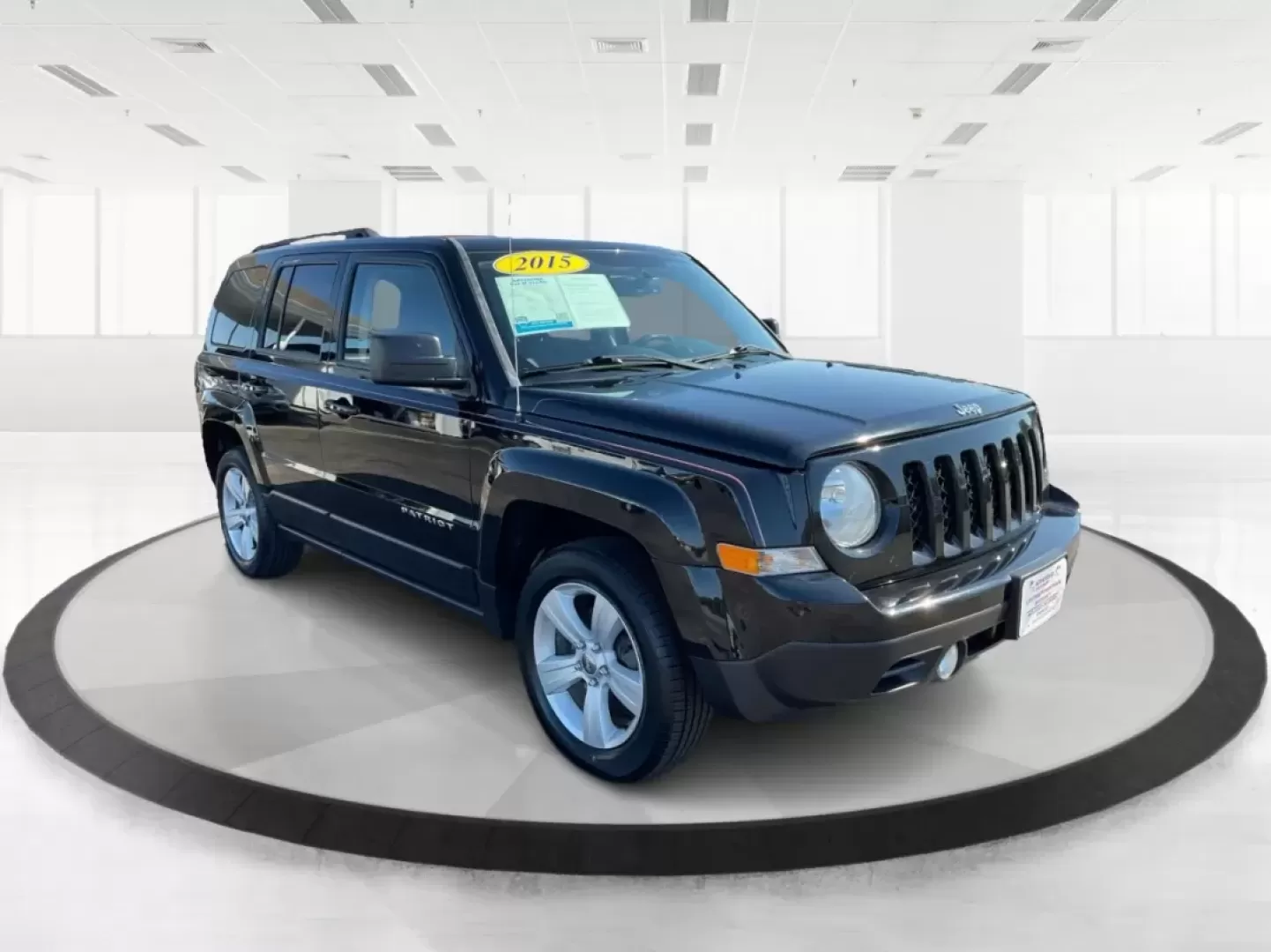 2015 Jeep Patriot Latitude (1C4NJRFB6FD) with an 2.4L I-4 DOHC engine, located at 1099 N County Rd 25A , Troy, OH, 45373, (937) 908-9800, 40.057079, -84.212883 - Discover the freedom of adventure with this 2015 Jeep Patriot Latitude, perfect for those who crave weekend getaways or family outings. With ample space and rugged capabilities, this SUV is designed for both urban commuting and off-road excursions. Whether you're navigating Troy's scenic backroads o - Photo#0