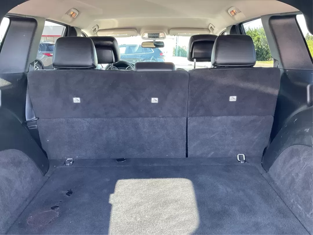 2012 Jeep Grand Cherokee Laredo (1C4RJFAG8CC) with an Other engine, located at 8750 N County Rd 25A, Piqua, OH, 45356, (937) 908-9800, 40.164391, -84.232513 - 2012 Jeep Grand Cherokee Laredo - Photo#12