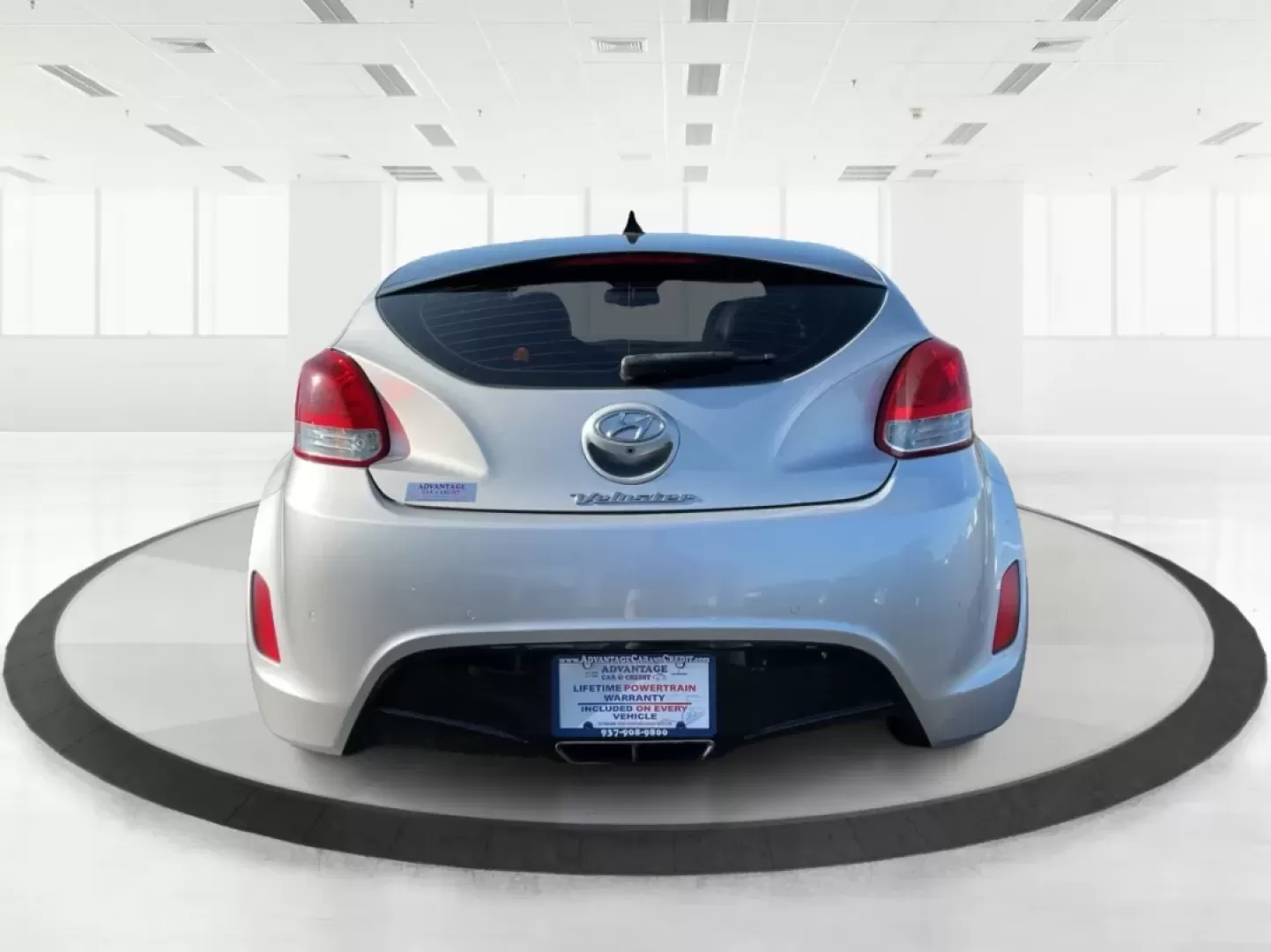 2016 Hyundai Veloster Base (KMHTC6AD4GU) with an 1.6L L4 DOHC 16V engine, 6-Speed Manual transmission, located at 401 Woodman Dr, Riverside, OH, 45431, (937) 908-9800, 39.760899, -84.123421 - **Unleash Your Adventurous Spirit with the 2016 Hyundai Veloster!**<br /> <br /> At Jamestown Auto Sales, located at 1865 W 2nd St., Xenia, OH 45385, we believe that every vehicle should match your lifestyle. If you're searching for a sporty coupe that perfectly balances style, comfort, and function - Photo#3