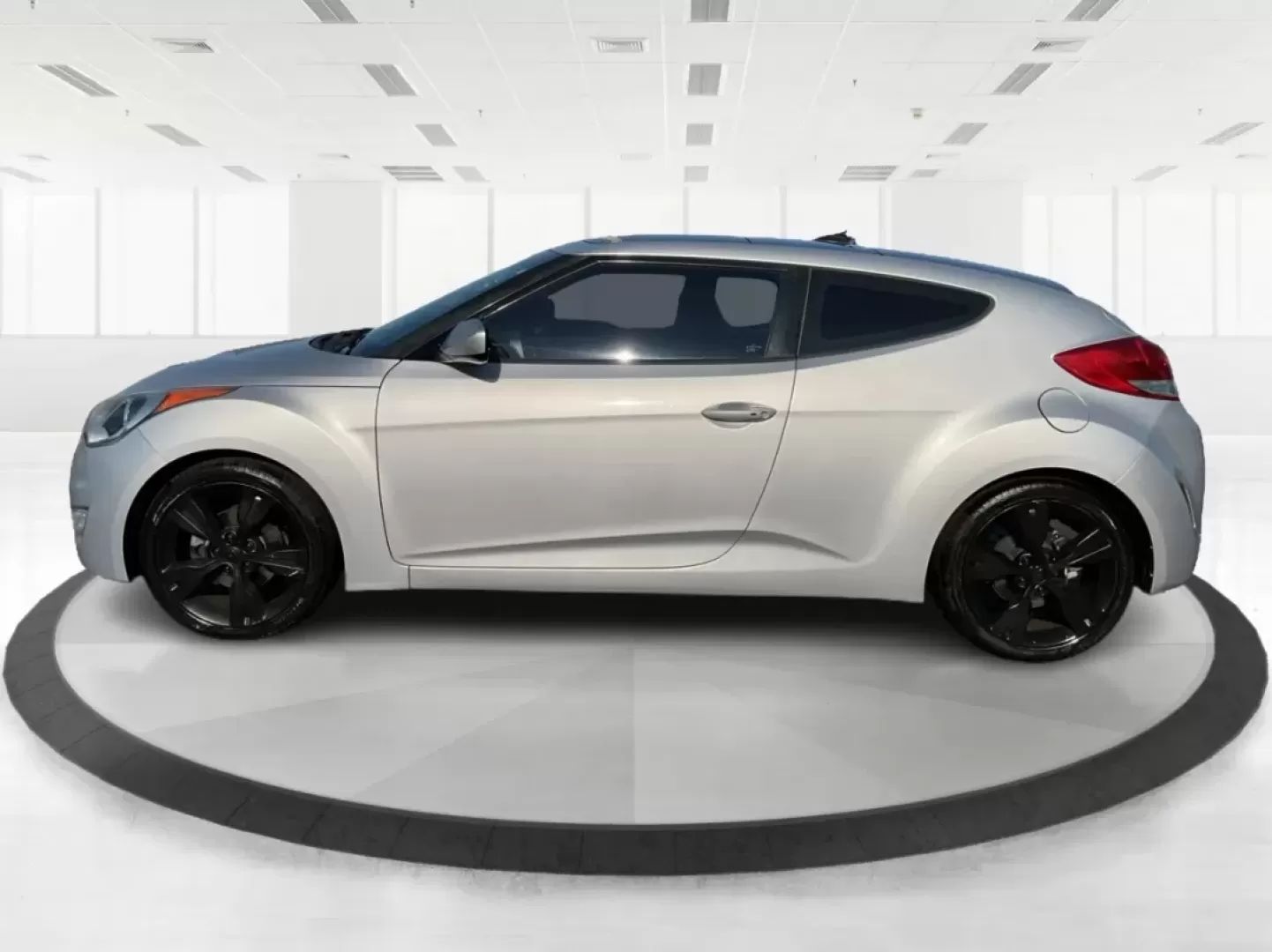 2016 Hyundai Veloster Base (KMHTC6AD4GU) with an 1.6L L4 DOHC 16V engine, 6-Speed Manual transmission, located at 401 Woodman Dr, Riverside, OH, 45431, (937) 908-9800, 39.760899, -84.123421 - **Unleash Your Adventurous Spirit with the 2016 Hyundai Veloster!**<br /> <br /> At Jamestown Auto Sales, located at 1865 W 2nd St., Xenia, OH 45385, we believe that every vehicle should match your lifestyle. If you're searching for a sporty coupe that perfectly balances style, comfort, and function - Photo#5