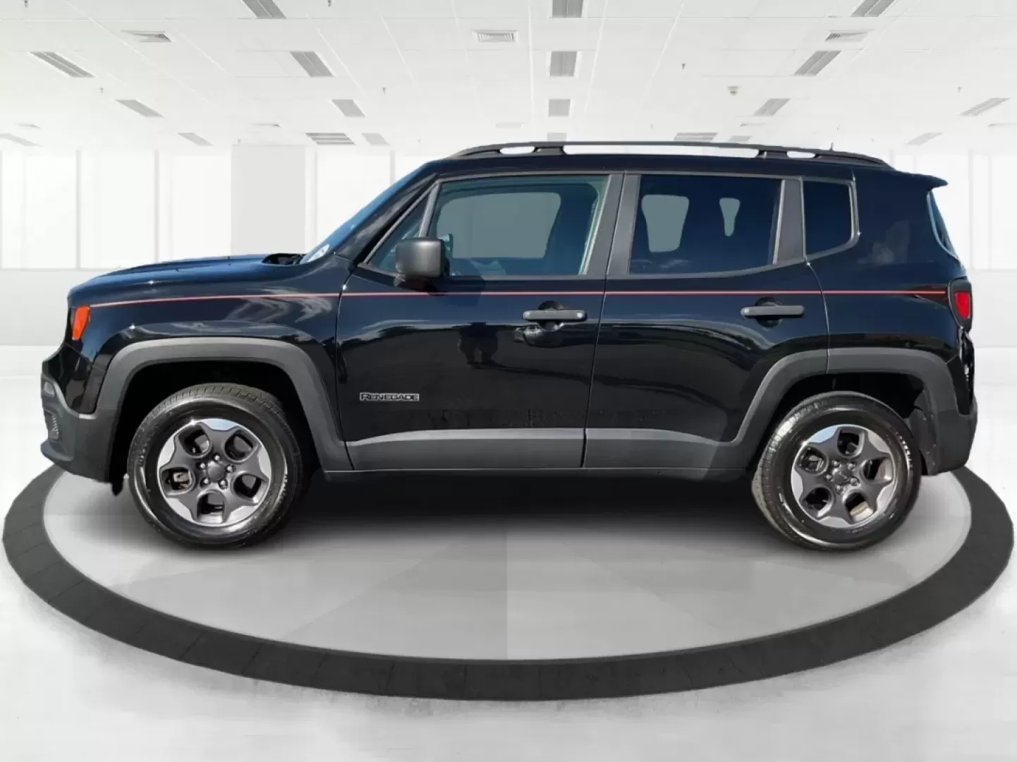 2018 Jeep Renegade Sport 4x4 (ZACCJBAB1JP) with an Other engine, located at 1951 S Dayton Lakeview Rd., New Carlisle, OH, 45344, (937) 908-9800, 39.890999, -84.050255 - Are you in search of a versatile vehicle that seamlessly adapts to your on-the-go lifestyle? Look no further than the **2018 Jeep Renegade Sport 4x4**, now available at **Advantage Car and Credit** in Piqua, OH. Perfect for weekend adventures, daily commutes, or family outings, this crossover offers - Photo#5
