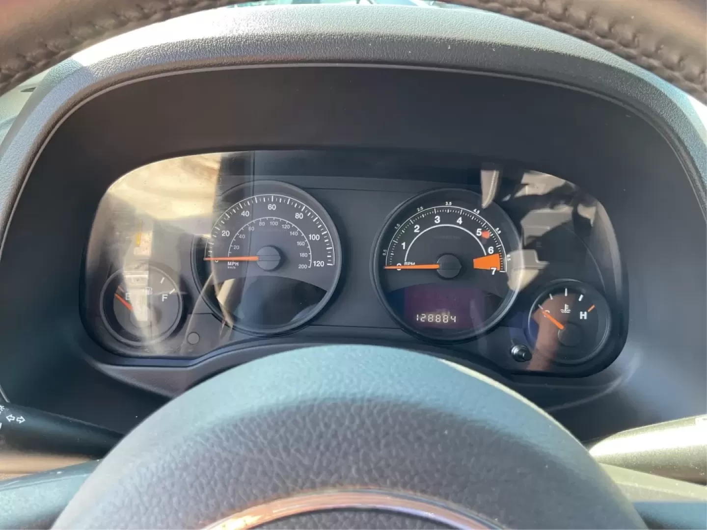 2016 Jeep Patriot High Altitude Edition (1C4NJPFA3GD) with an 2L I-4 DOHC engine, located at 1951 S Dayton Lakeview Rd., New Carlisle, OH, 45344, (937) 908-9800, 39.890999, -84.050255 - Explore the open roads and off-the-beaten-path adventures with this stunning 2016 Jeep Patriot High Altitude Edition, available now at Advantage Car and Credit in New Carlisle, OH. If you're a weekend warrior looking for a reliable and versatile SUV that accommodates your active lifestyle, this Jeep - Photo#15