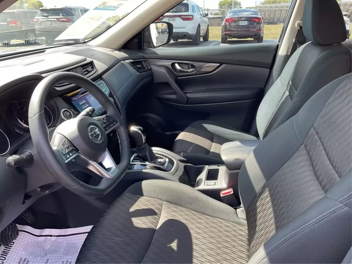 2017 Nissan Rogue SV (5N1AT2MV3HC) with an 2.5L I-4 DOHC engine, located at 1184 Kauffman Ave, Fairborn, OH, 45324, (937) 908-9800, 39.807072, -84.030914 - **Discover the 2017 Nissan Rogue SV: Your Ultimate Family Adventure Companion!**<br /> <br /> Are you in search of the perfect vehicle that caters to both your family's needs and your adventurous spirit? Look no further than the 2017 Nissan Rogue SV, an exceptional SUV that delivers comfort, versati - Photo#9