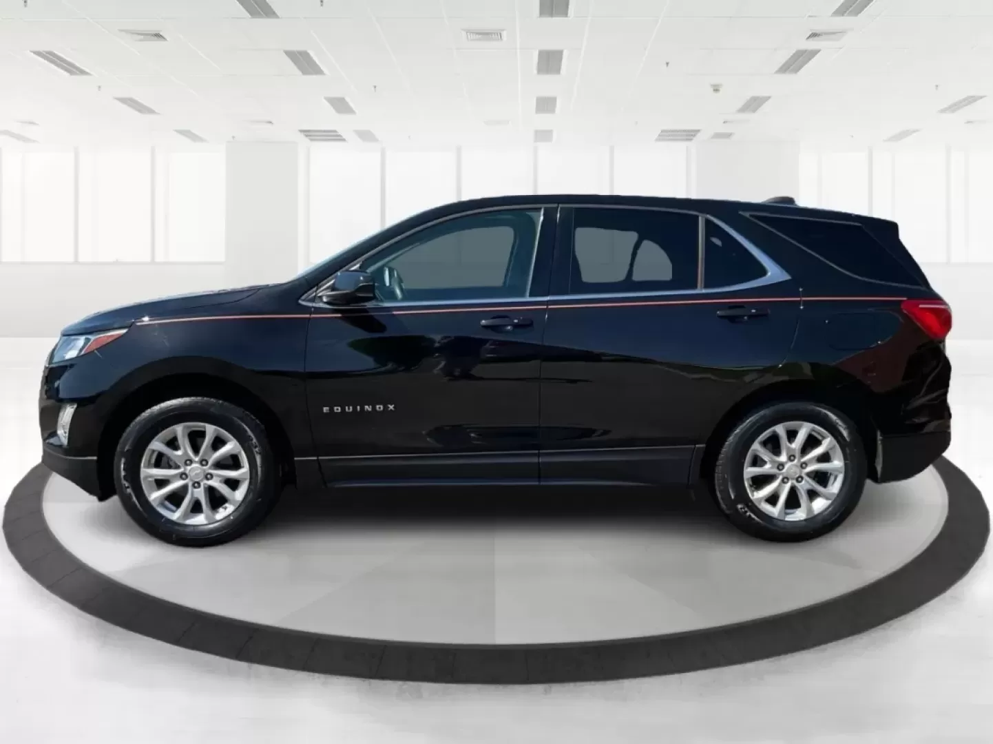 2018 Chevrolet Equinox LT (2GNAXSEV7J6) with an 1.5L I-4 gasoline direct injection engine, located at 1951 S Dayton Lakeview Rd., New Carlisle, OH, 45344, (937) 908-9800, 39.890999, -84.050255 - Are you searching for a versatile vehicle that effortlessly combines style, comfort, and practicality? Look no further! At Advantage Car and Credit - Troy, located at 1099 N County Rd 25A, Troy, OH 45373, we are excited to present a fantastic opportunity to own a 2018 Chevrolet Equinox LT, perfect f - Photo#5