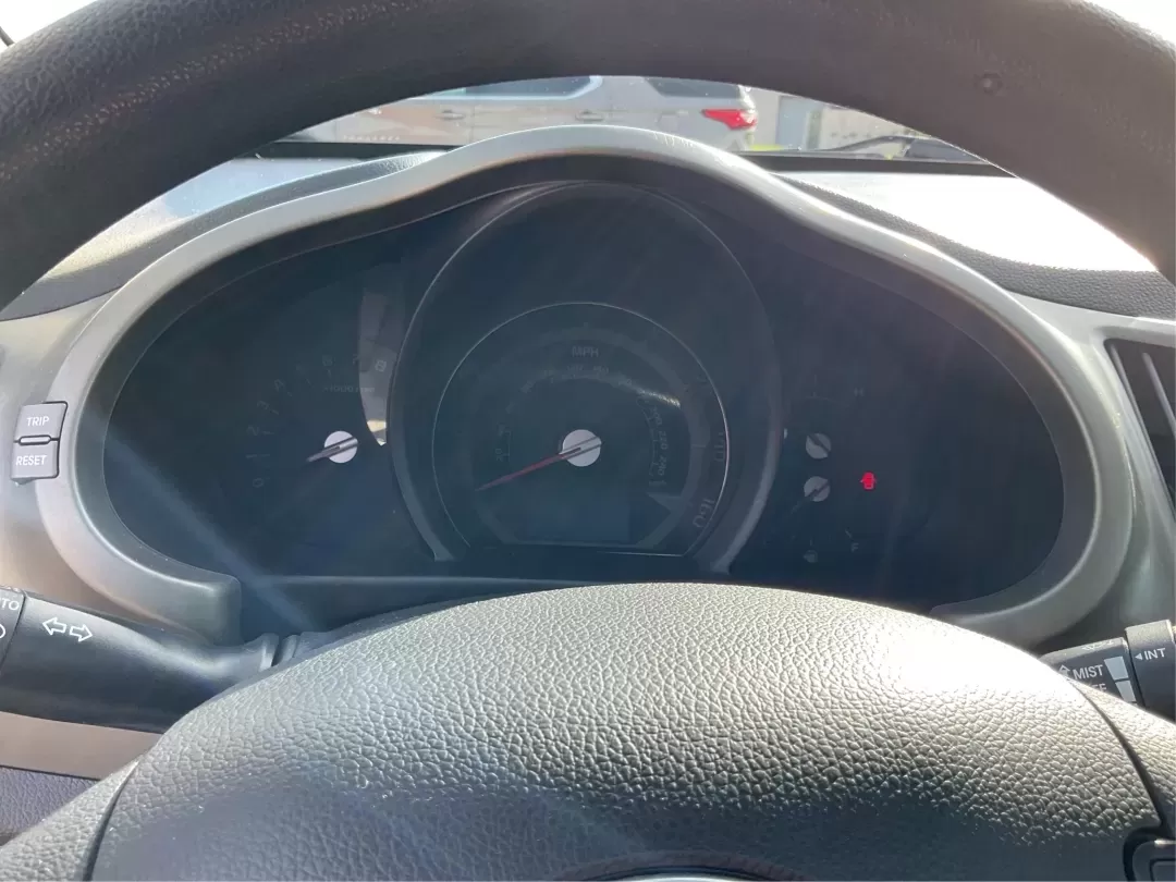 2015 Kia Sportage LX (KNDPBCAC2F7) with an Other engine, located at 401 Woodman Dr, Riverside, OH, 45431, (937) 908-9800, 39.760899, -84.123421 - Are you ready to elevate your driving experience and embark on unforgettable adventures? Look no further than this 2015 Kia Sportage LX, perfect for those who crave a reliable crossover that blends style with versatility. Whether you're commuting to work, shuttling the kids to school, or planning a - Photo#14