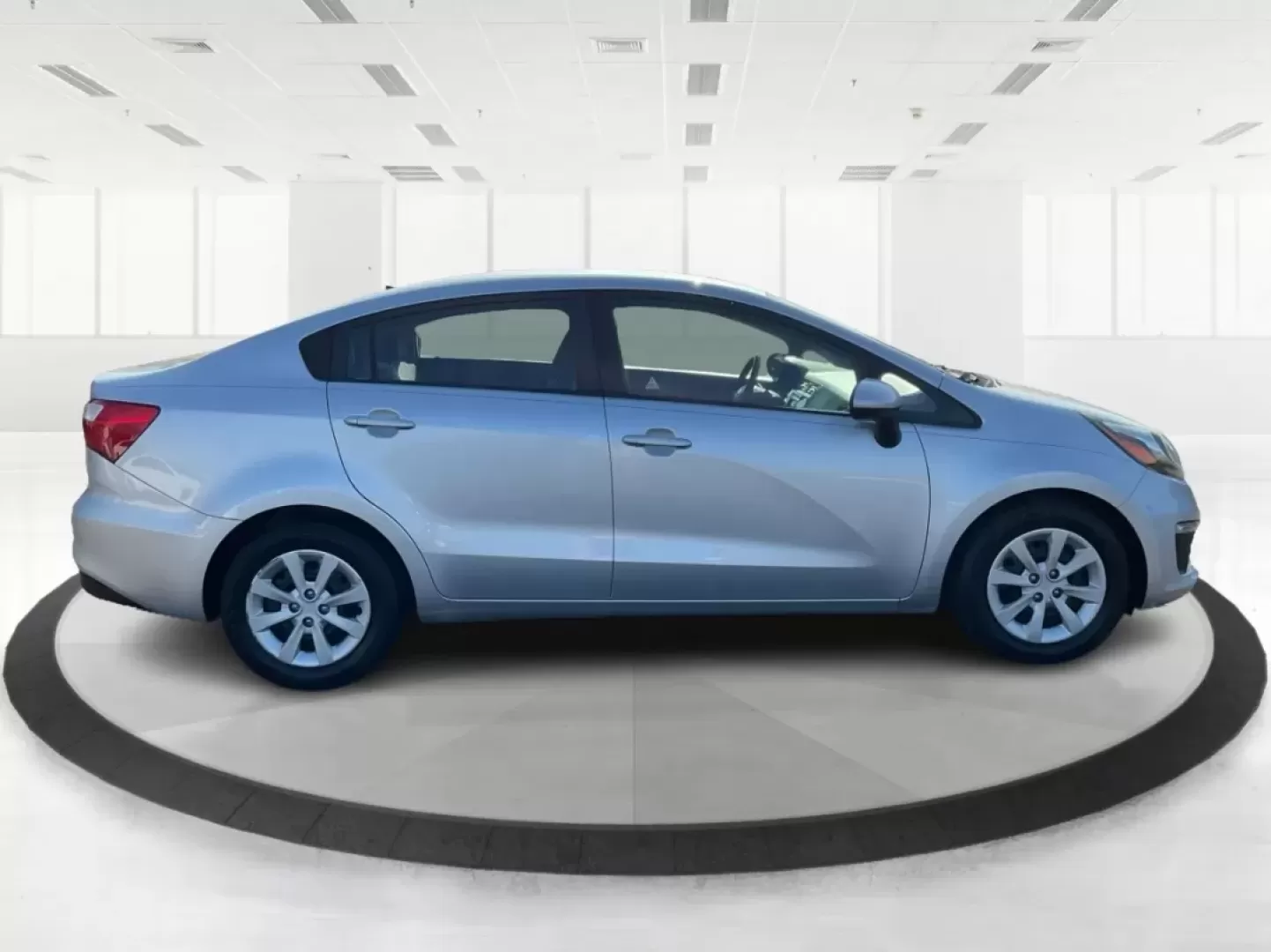 2017 Kia Rio LX (KNADM4A32H6) with an Gamma 1.6L I-4 gasoline direct injection engine, located at 880 E. National Road, Vandalia, OH, 45377, (937) 908-9800, 39.891918, -84.183594 - **Discover Ultimate Convenience with the 2017 Kia Rio at Advantage Car and Credit - Riverside!**<br /> <br /> Are you in search of a reliable vehicle that perfectly balances style and efficiency? The 2017 Kia Rio, located at Advantage Car and Credit in Riverside, OH, is an ideal choice for budget-co - Photo#1