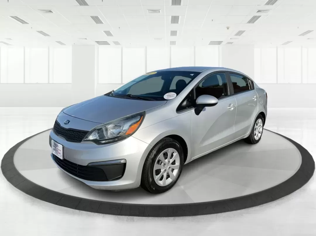 2017 Kia Rio LX (KNADM4A32H6) with an Gamma 1.6L I-4 gasoline direct injection engine, 6A transmission, located at 880 E. National Road, Vandalia, OH, 45377, (937) 908-9800, 39.891918, -84.183594 - **Discover Ultimate Convenience with the 2017 Kia Rio at Advantage Car and Credit - Riverside!**<br /> <br /> Are you in search of a reliable vehicle that perfectly balances style and efficiency? The 2017 Kia Rio, located at Advantage Car and Credit in Riverside, OH, is an ideal choice for budget-co - Photo#8