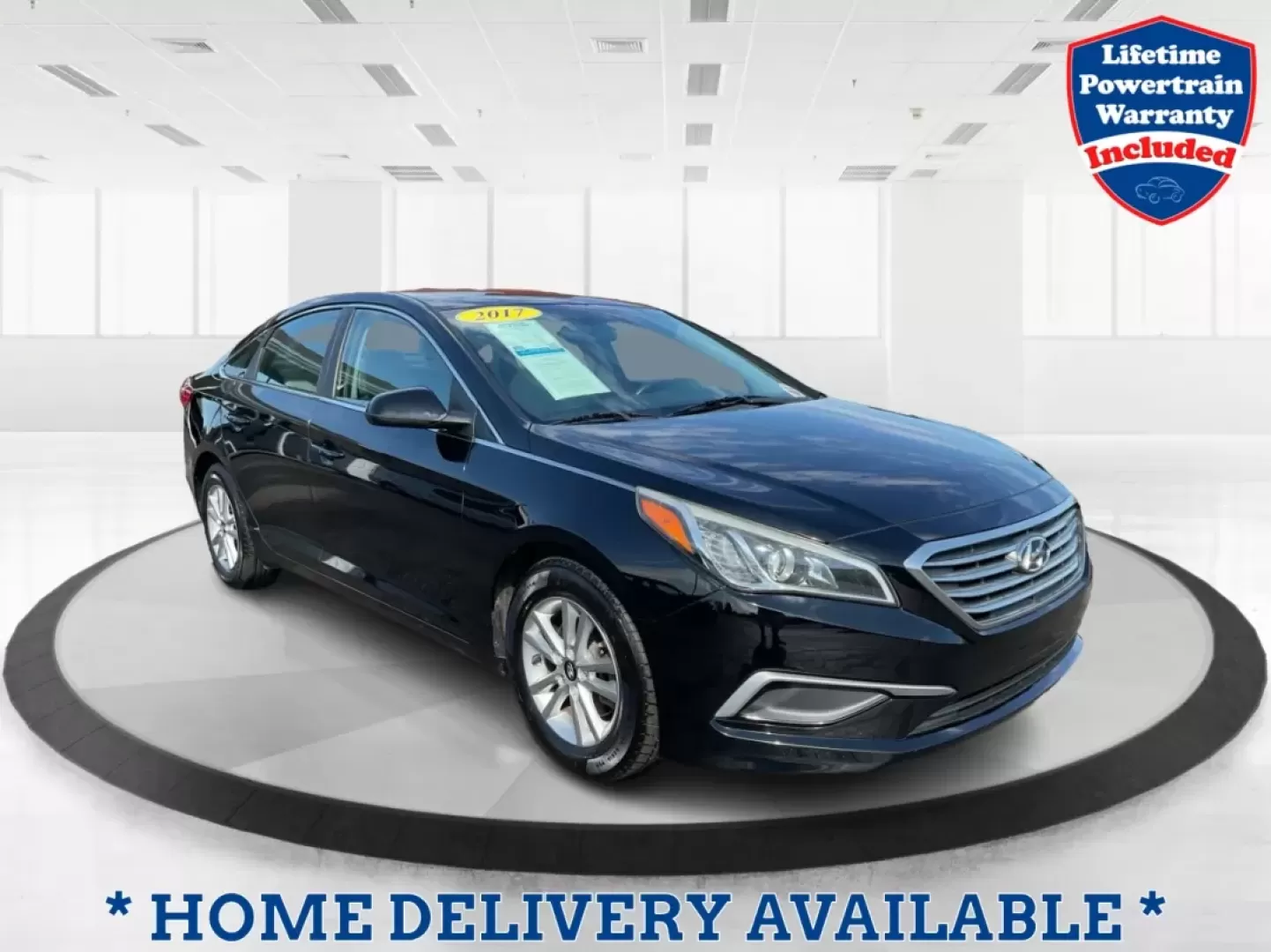 2017 Hyundai Sonata SE (5NPE24AFXHH) with an 2.4L I-4 gasoline direct injection engine, located at 4508 South Dixie Dr, Moraine, OH, 45439, (937) 908-9800, 39.689976, -84.218452 - If you're looking for a reliable and stylish sedan that's perfect for daily commutes or weekend getaways, the 2017 Hyundai Sonata SE is an outstanding choice! This well-maintained vehicle, available at Advantage Car and Credit in Moraine, OH, is designed to meet the needs of budget-conscious buyers, - Photo#0