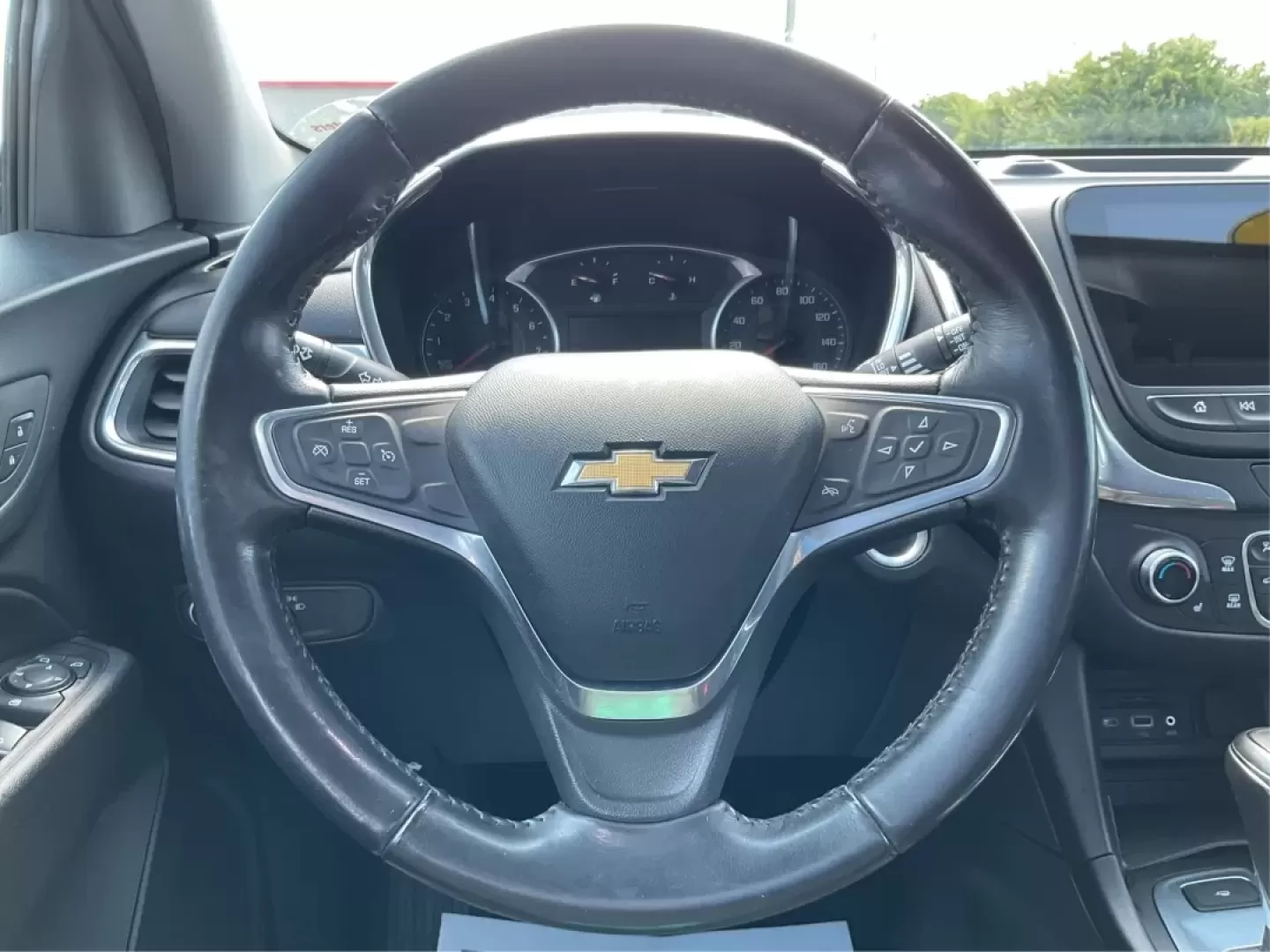 2019 Chevrolet Equinox LT (2GNAXLEX3K6) with an 2L I-4 gasoline direct injection engine, located at 4508 South Dixie Dr, Moraine, OH, 45439, (937) 908-9800, 39.689976, -84.218452 - Discover the perfect blend of comfort, style, and capability with the 2019 Chevrolet Equinox LT at Advantage Car and Credit - Moraine! If you're searching for a vehicle that seamlessly fits into your lifestyle-whether you're a growing family needing space for weekend adventures or a daily commuter l - Photo#16