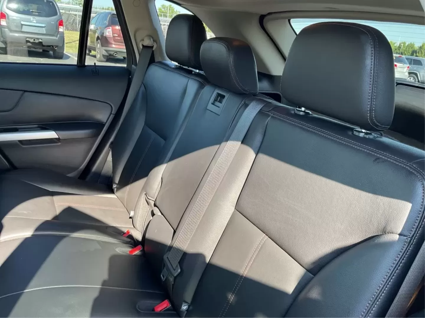 2013 Ford Edge SEL (2FMDK3JC5DB) with an Other engine, located at 4508 South Dixie Dr, Moraine, OH, 45439, (937) 908-9800, 39.689976, -84.218452 - ### Discover Adventure with the 2013 Ford Edge SEL at Advantage Car and Credit - Moraine<br /> <br /> Are you searching for a reliable SUV that effortlessly blends style, comfort, and capability? Look no further than the 2013 Ford Edge SEL available at Advantage Car and Credit in Moraine, OH. This v - Photo#10