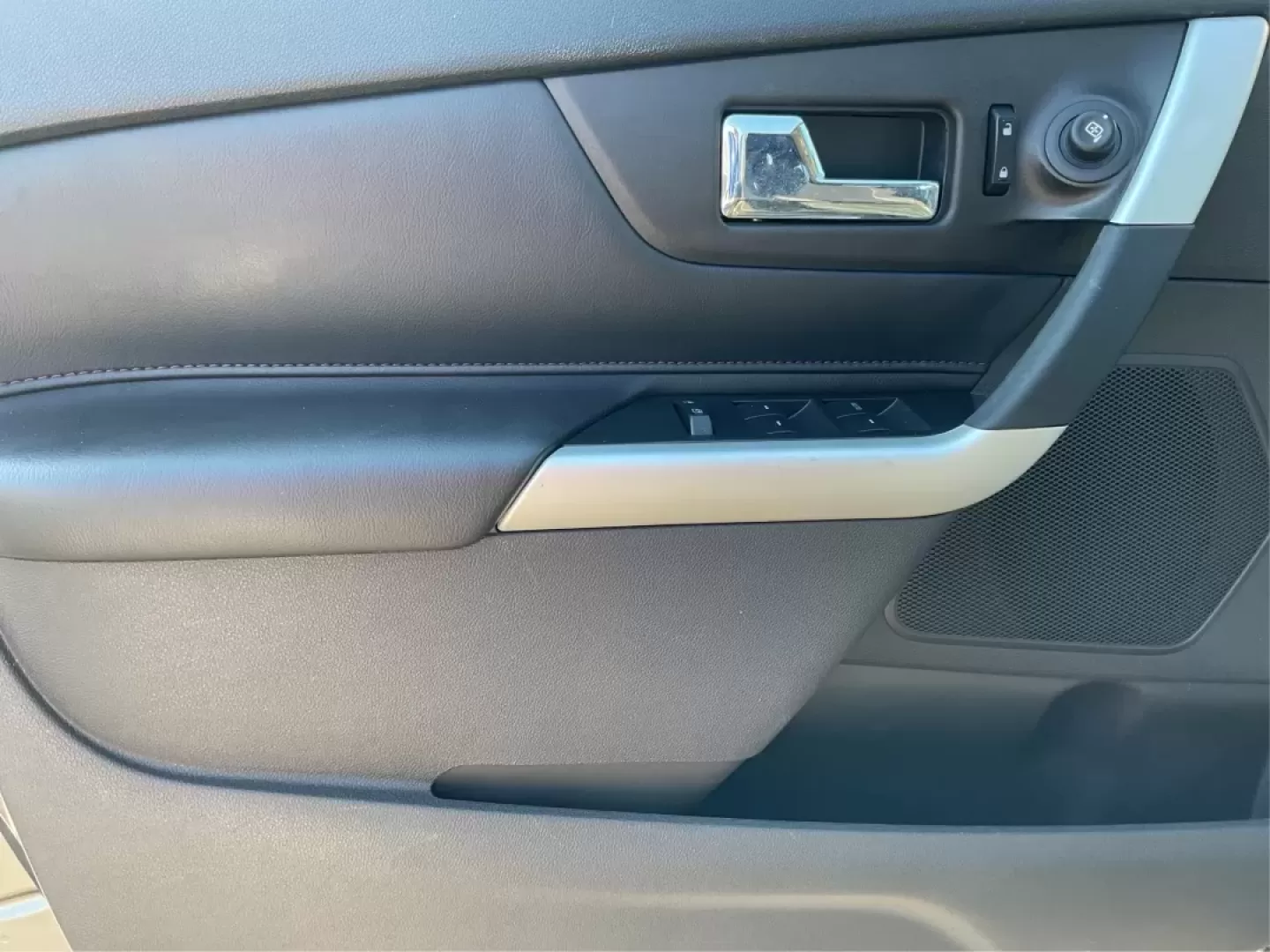 2013 Ford Edge SEL (2FMDK3JC5DB) with an Other engine, located at 4508 South Dixie Dr, Moraine, OH, 45439, (937) 908-9800, 39.689976, -84.218452 - ### Discover Adventure with the 2013 Ford Edge SEL at Advantage Car and Credit - Moraine<br /> <br /> Are you searching for a reliable SUV that effortlessly blends style, comfort, and capability? Look no further than the 2013 Ford Edge SEL available at Advantage Car and Credit in Moraine, OH. This v - Photo#19