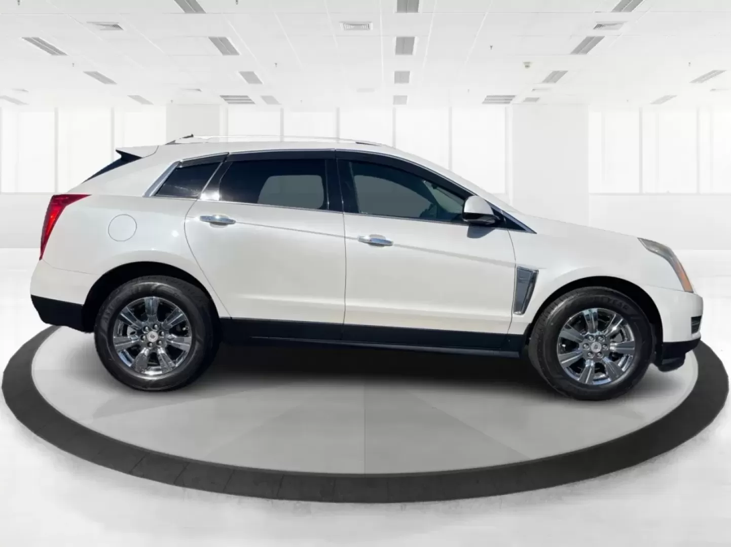 2014 Cadillac SRX Luxury Collection (3GYFNEE35ES) with an 3.6L V-6 gasoline direct injection engine, located at 1099 N County Rd 25A , Troy, OH, 45373, (937) 908-9800, 40.057079, -84.212883 - **Experience Luxury and Adventure with the 2014 Cadillac SRX at Advantage Car and Credit - Troy!**<br /> <br /> Are you ready to elevate your driving experience? The 2014 Cadillac SRX Luxury Collection is the perfect blend of sophistication and practicality, making it an ideal choice for those seeki - Photo#1