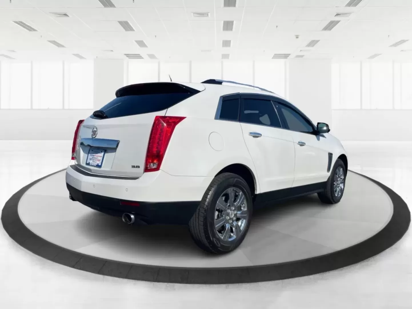 2014 Cadillac SRX Luxury Collection (3GYFNEE35ES) with an 3.6L V-6 gasoline direct injection engine, located at 1099 N County Rd 25A , Troy, OH, 45373, (937) 908-9800, 40.057079, -84.212883 - **Experience Luxury and Adventure with the 2014 Cadillac SRX at Advantage Car and Credit - Troy!**<br /> <br /> Are you ready to elevate your driving experience? The 2014 Cadillac SRX Luxury Collection is the perfect blend of sophistication and practicality, making it an ideal choice for those seeki - Photo#2