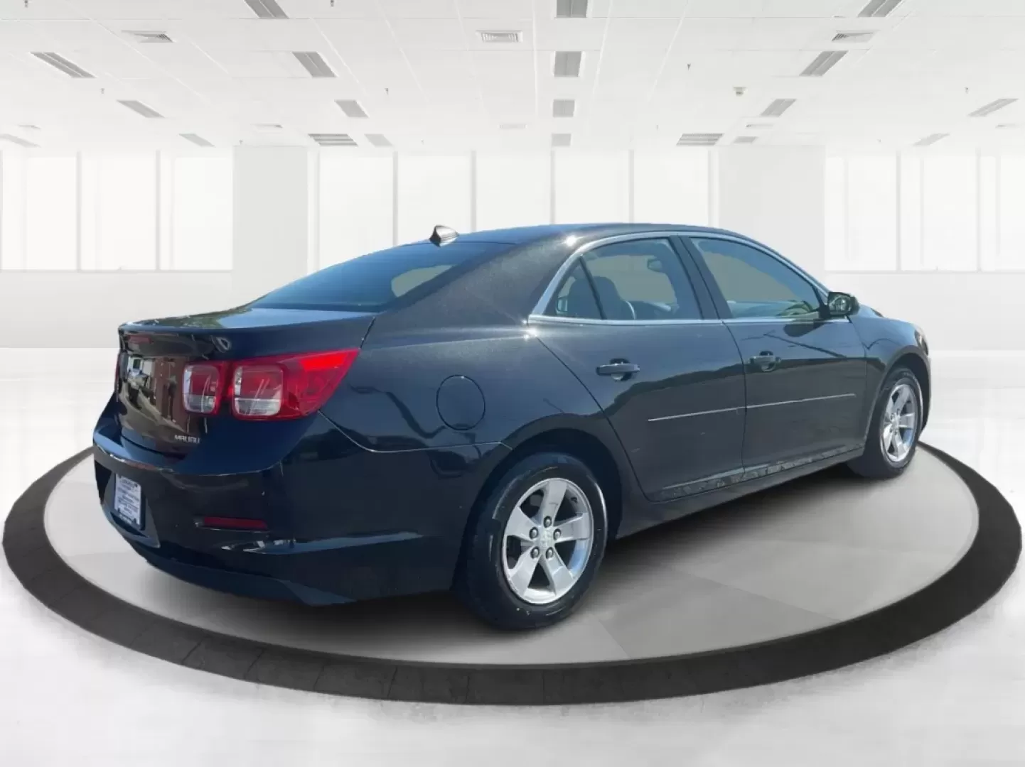 2013 Chevrolet Malibu 1LS (1G11B5SA7DF) with an ECOTEC 2.5L I-4 gasoline direct injection engine, located at 8750 N County Rd 25A, Piqua, OH, 45356, (937) 908-9800, 40.164391, -84.232513 - **Hit the Road in Style: 2013 Chevrolet Malibu at Advantage Car and Credit - Piqua!**<br /> <br /> Are you searching for the perfect sedan that combines style, comfort, and reliability? Look no further than this striking 2013 Chevrolet Malibu, available now at Advantage Car and Credit in Piqua, OH. - Photo#2