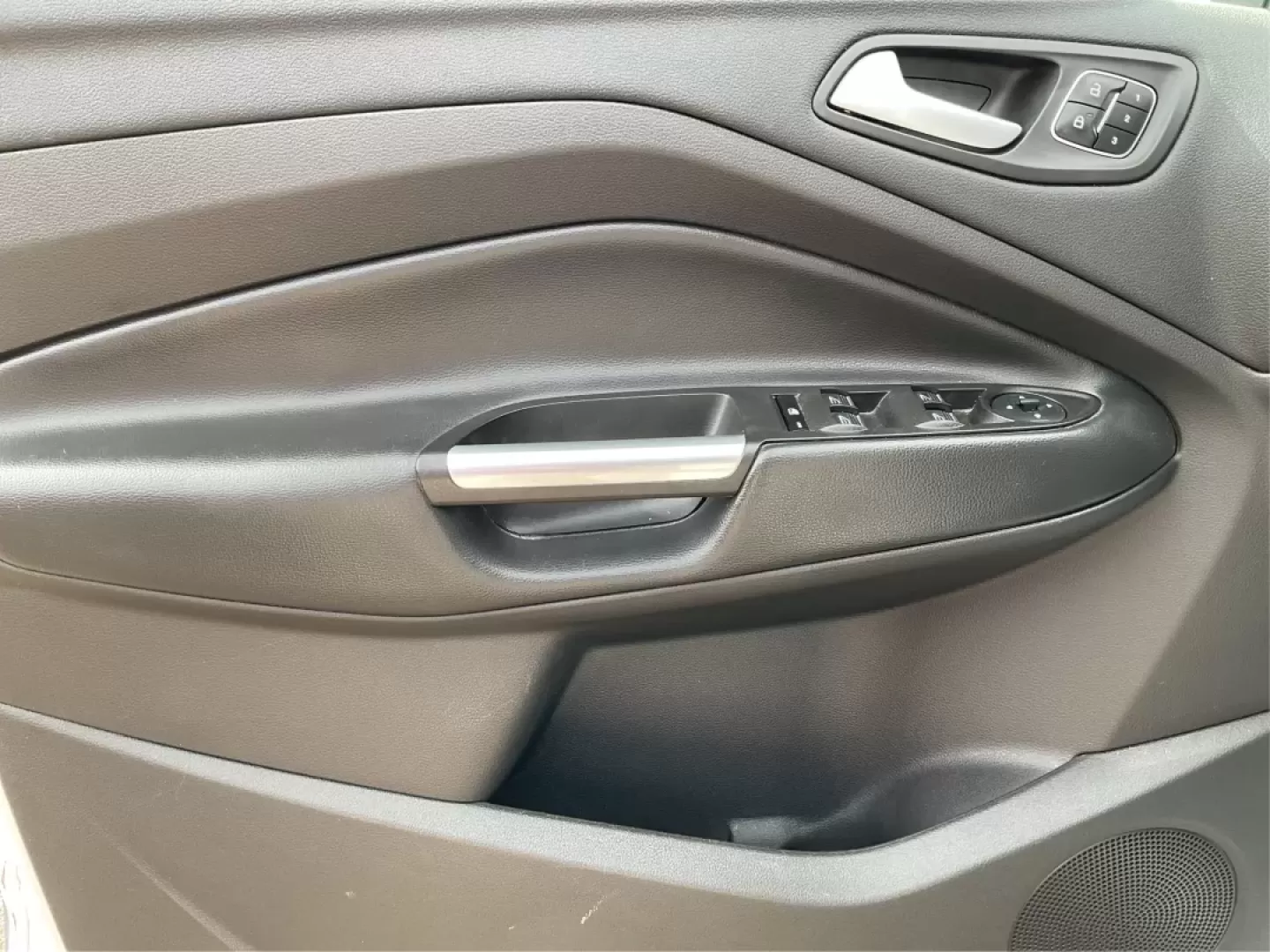 2018 Ford Escape Titanium (1FMCU9J97JU) with an EcoBoost 2L I-4 gasoline direct injection engine, located at 401 Woodman Dr, Riverside, OH, 45431, (937) 908-9800, 39.760899, -84.123421 - **Unleash Adventure with Your 2018 Ford Escape Titanium Perfect for Weekend Getaways!**<br /> <br /> If you're searching for a versatile vehicle that caters to your adventurous spirit while providing the comfort and style you deserve, look no further than the stunning 2018 Ford Escape Titanium avai - Photo#19