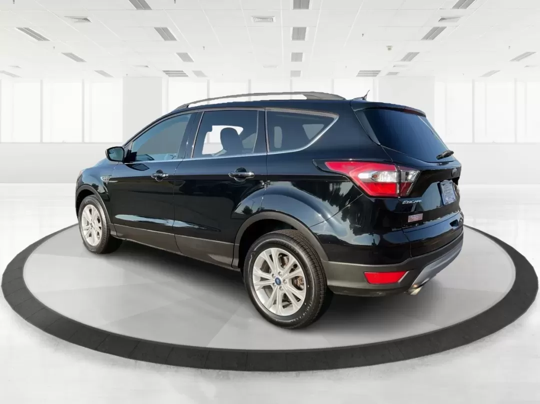2018 Ford Escape SE (1FMCU0GD6JU) with an Other engine, located at 1184 Kauffman Ave, Fairborn, OH, 45324, (937) 908-9800, 39.807072, -84.030914 - Experience adventure and comfort on the open road with the 2018 Ford Escape SE, available now at Advantage Car and Credit in Vandalia, OH. This versatile SUV is perfect for families, outdoor enthusiasts, and commuters alike, providing a seamless blend of style, safety, and functionality. With plenty - Photo#4
