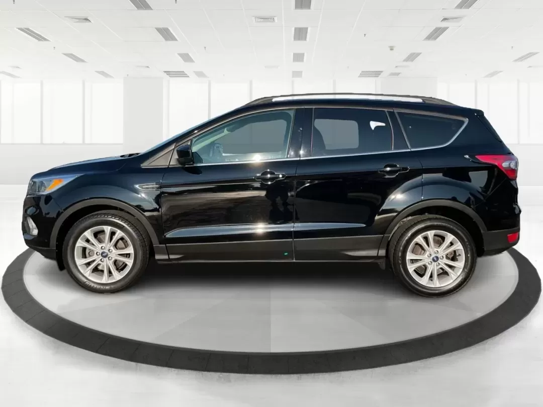 2018 Ford Escape SE (1FMCU0GD6JU) with an Other engine, located at 1184 Kauffman Ave, Fairborn, OH, 45324, (937) 908-9800, 39.807072, -84.030914 - Experience adventure and comfort on the open road with the 2018 Ford Escape SE, available now at Advantage Car and Credit in Vandalia, OH. This versatile SUV is perfect for families, outdoor enthusiasts, and commuters alike, providing a seamless blend of style, safety, and functionality. With plenty - Photo#5