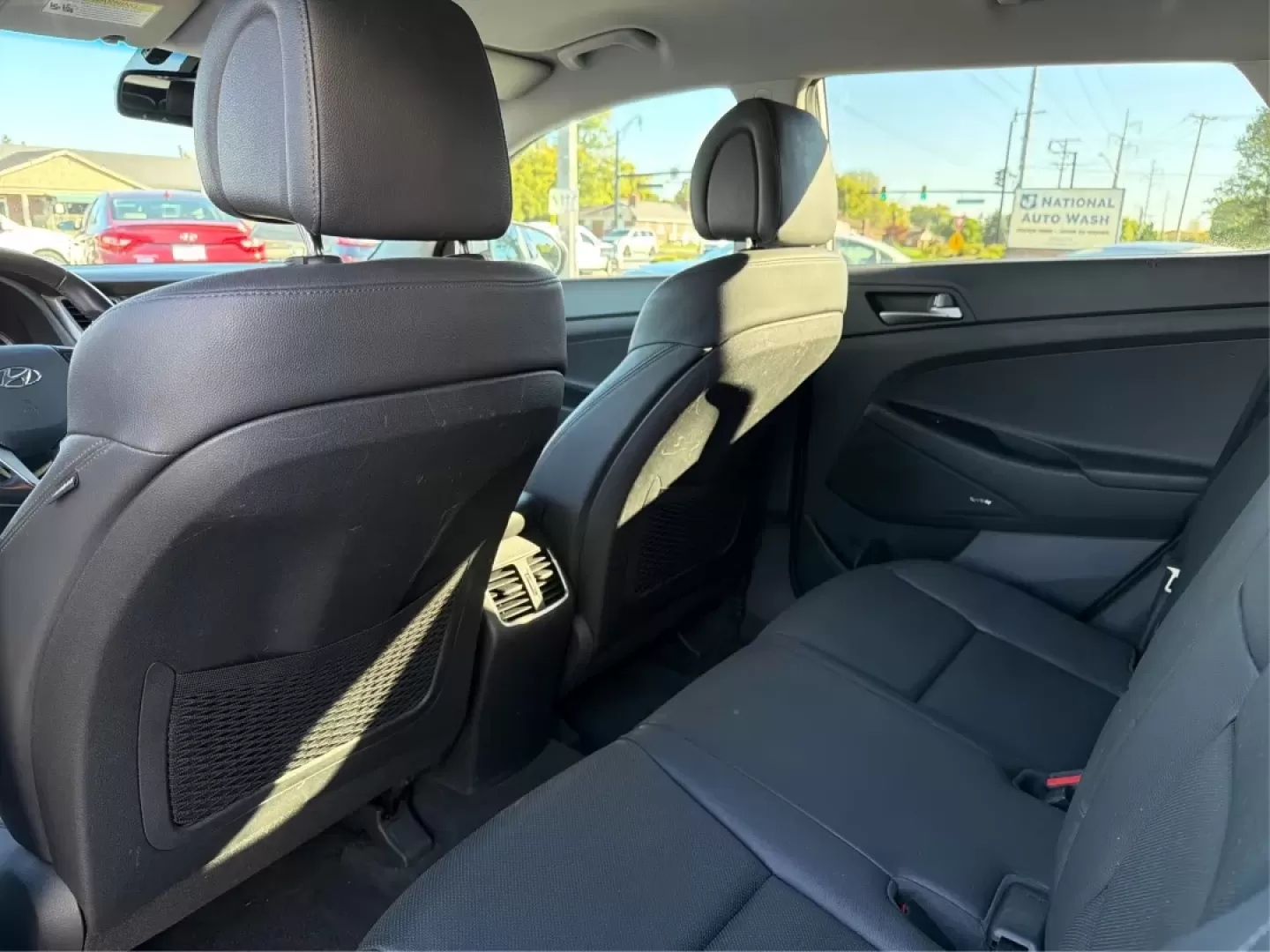 2017 Hyundai Tucson SE Plus (KM8J3CA41HU) with an Nu 2L I-4 gasoline direct injection engine, located at 880 E. National Road, Vandalia, OH, 45377, (937) 908-9800, 39.891918, -84.183594 - ### Discover Your Next Adventure with the 2017 Hyundai Tucson SE Plus!<br /> <br /> Are you ready to elevate your road trips and daily commutes? The 2017 Hyundai Tucson SE Plus, now available at Advantage Car and Credit in Vandalia, OH, is the ideal SUV for a lifestyle rich in adventure and comfort. - Photo#11