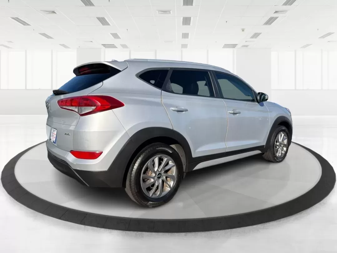 2017 Hyundai Tucson SE Plus (KM8J3CA41HU) with an Nu 2L I-4 gasoline direct injection engine, 6A transmission, located at 8750 N County Rd 25A, Piqua, OH, 45356, (937) 908-9800, 40.164391, -84.232513 - ### Discover Your Next Adventure with the 2017 Hyundai Tucson SE Plus!<br /> <br /> Are you ready to elevate your road trips and daily commutes? The 2017 Hyundai Tucson SE Plus, now available at Advantage Car and Credit in Vandalia, OH, is the ideal SUV for a lifestyle rich in adventure and comfort. - Photo#2