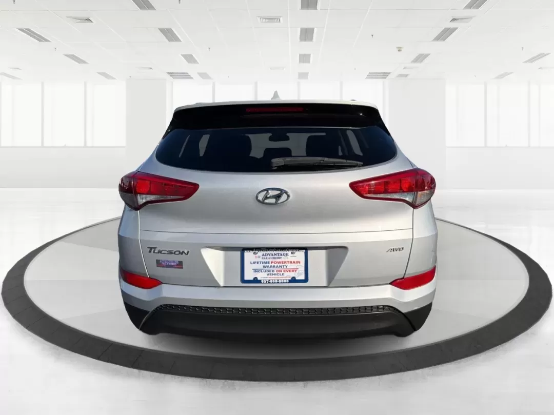 2017 Hyundai Tucson SE Plus (KM8J3CA41HU) with an Nu 2L I-4 gasoline direct injection engine, 6A transmission, located at 8750 N County Rd 25A, Piqua, OH, 45356, (937) 908-9800, 40.164391, -84.232513 - ### Discover Your Next Adventure with the 2017 Hyundai Tucson SE Plus!<br /> <br /> Are you ready to elevate your road trips and daily commutes? The 2017 Hyundai Tucson SE Plus, now available at Advantage Car and Credit in Vandalia, OH, is the ideal SUV for a lifestyle rich in adventure and comfort. - Photo#3