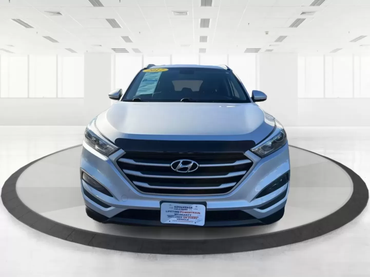 2017 Hyundai Tucson SE Plus (KM8J3CA41HU) with an Nu 2L I-4 gasoline direct injection engine, located at 8750 N County Rd 25A, Piqua, OH, 45356, (937) 908-9800, 40.164391, -84.232513 - ### Discover Your Next Adventure with the 2017 Hyundai Tucson SE Plus!<br /> <br /> Are you ready to elevate your road trips and daily commutes? The 2017 Hyundai Tucson SE Plus, now available at Advantage Car and Credit in Vandalia, OH, is the ideal SUV for a lifestyle rich in adventure and comfort. - Photo#7