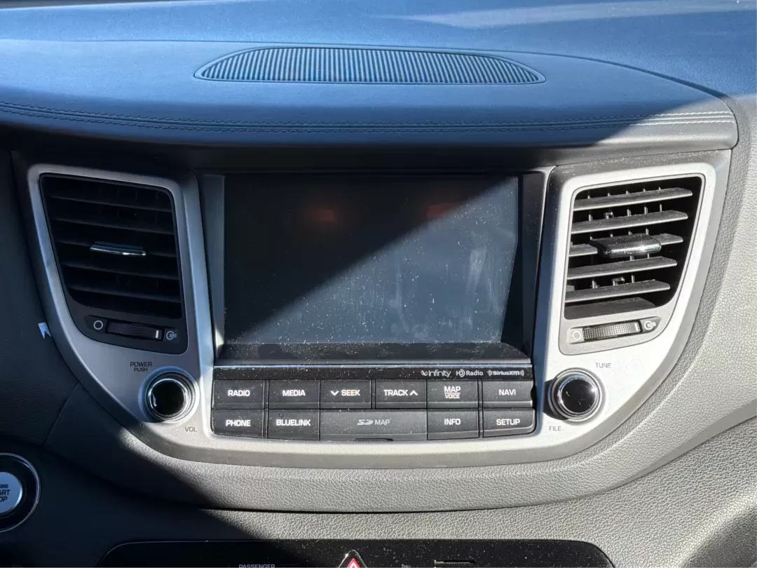 2017 Hyundai Tucson SE Plus (KM8J3CA41HU) with an Nu 2L I-4 gasoline direct injection engine, 6A transmission, located at 8750 N County Rd 25A, Piqua, OH, 45356, (937) 908-9800, 40.164391, -84.232513 - ### Discover Your Next Adventure with the 2017 Hyundai Tucson SE Plus!<br /> <br /> Are you ready to elevate your road trips and daily commutes? The 2017 Hyundai Tucson SE Plus, now available at Advantage Car and Credit in Vandalia, OH, is the ideal SUV for a lifestyle rich in adventure and comfort. - Photo#13