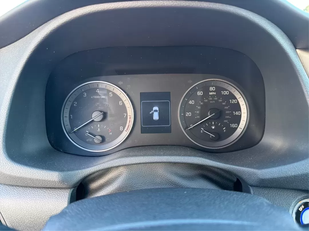 2017 Hyundai Tucson SE Plus (KM8J3CA41HU) with an Nu 2L I-4 gasoline direct injection engine, 6A transmission, located at 8750 N County Rd 25A, Piqua, OH, 45356, (937) 908-9800, 40.164391, -84.232513 - ### Discover Your Next Adventure with the 2017 Hyundai Tucson SE Plus!<br /> <br /> Are you ready to elevate your road trips and daily commutes? The 2017 Hyundai Tucson SE Plus, now available at Advantage Car and Credit in Vandalia, OH, is the ideal SUV for a lifestyle rich in adventure and comfort. - Photo#15