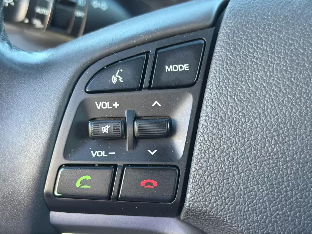 2017 Hyundai Tucson SE Plus (KM8J3CA41HU) with an Nu 2L I-4 gasoline direct injection engine, 6A transmission, located at 8750 N County Rd 25A, Piqua, OH, 45356, (937) 908-9800, 40.164391, -84.232513 - ### Discover Your Next Adventure with the 2017 Hyundai Tucson SE Plus!<br /> <br /> Are you ready to elevate your road trips and daily commutes? The 2017 Hyundai Tucson SE Plus, now available at Advantage Car and Credit in Vandalia, OH, is the ideal SUV for a lifestyle rich in adventure and comfort. - Photo#16