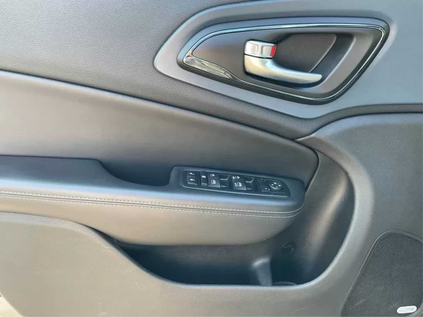 2015 Chrysler 200 S (1C3CCCBB2FN) with an 3.6L V-6 DOHC engine, located at 880 E. National Road, Vandalia, OH, 45377, (937) 908-9800, 39.891918, -84.183594 - **Discover Your Adventure: 2015 Chrysler 200 S - Perfect for Everyday Life and Weekend Getaways!**<br /> <br /> Are you ready to elevate your daily commute or embark on a spontaneous weekend trip? Meet the 2015 Chrysler 200 S, a stylish sedan designed for those who appreciate both comfort and perfor - Photo#19