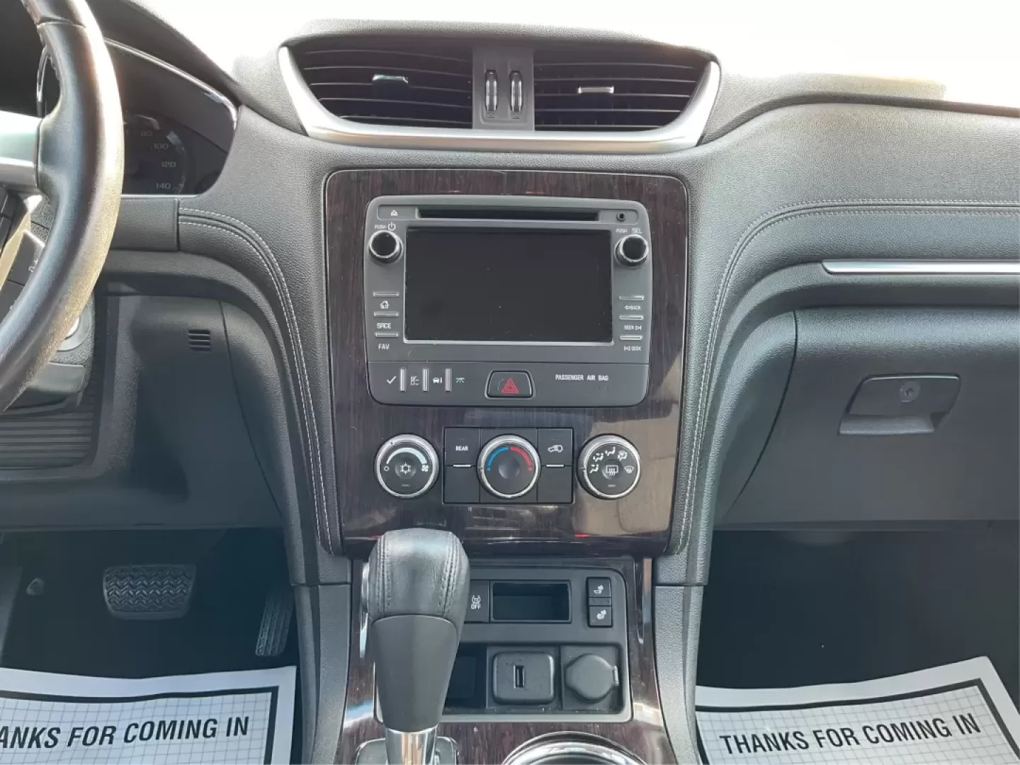 2017 Chevrolet Traverse 1LT (1GNKRGKDXHJ) with an 3.6L V-6 gasoline direct injection engine, located at 880 E. National Road, Vandalia, OH, 45377, (937) 908-9800, 39.891918, -84.183594 - ### Discover Your Next Family Adventure with the 2017 Chevrolet Traverse 1LT at Advantage Car and Credit - Troy!<br /> <br /> Are you searching for a reliable vehicle that can comfortably accommodate your growing family or serve as the perfect companion for weekend getaways? Look no further than the - Photo#12