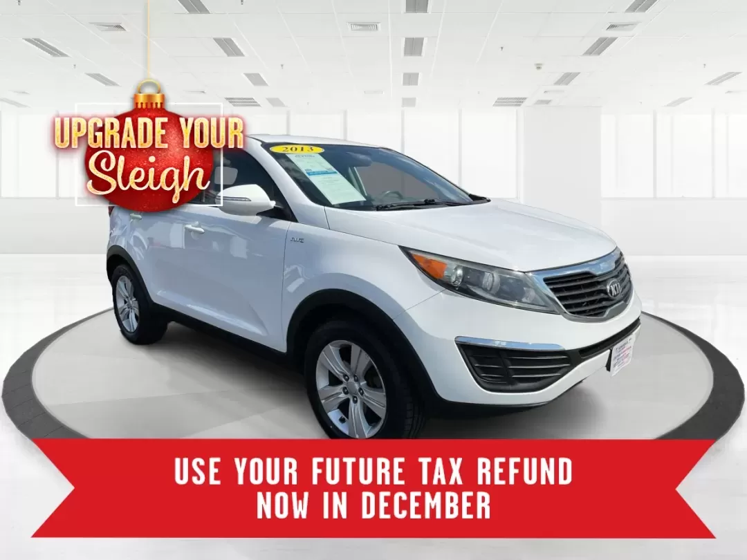 2013 Kia Sportage LX (KNDPBCA26D7) with an 2.4L I-4 DOHC engine, located at 4508 South Dixie Dr, Moraine, OH, 45439, (937) 908-9800, 39.689976, -84.218452 - Experience the ultimate blend of versatility and comfort with this 2013 Kia Sportage LX, perfect for families on the go, urban commuters, or those planning outdoor weekend adventures. This reliable crossover's spacious interior and dynamic performance make it an ideal choice for drivers seeking a de - Photo#0