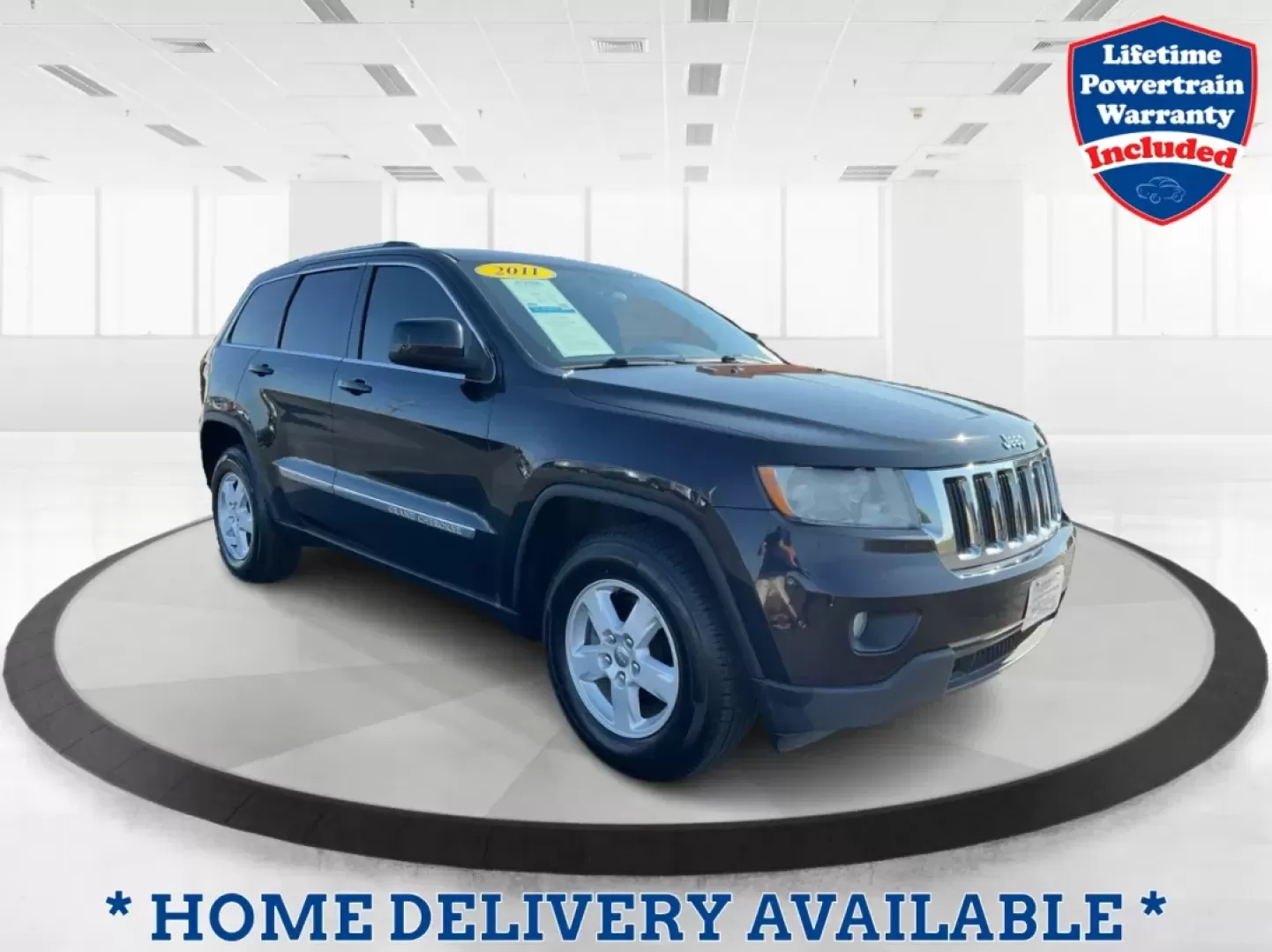 2011 Jeep Grand Cherokee Laredo (1J4RR4GG4BC) with an Other engine, located at 1099 N County Rd 25A , Troy, OH, 45373, (937) 908-9800, 40.057079, -84.212883 - **Adventure Awaits with the 2011 Jeep Grand Cherokee Laredo at Advantage Car and Credit in Troy, OH!**<br /> <br /> Are you ready to elevate your family adventures or weekend getaways? The 2011 Jeep Grand Cherokee Laredo is the SUV that can take you there, whether it's off the beaten path or cruisin - Photo#0