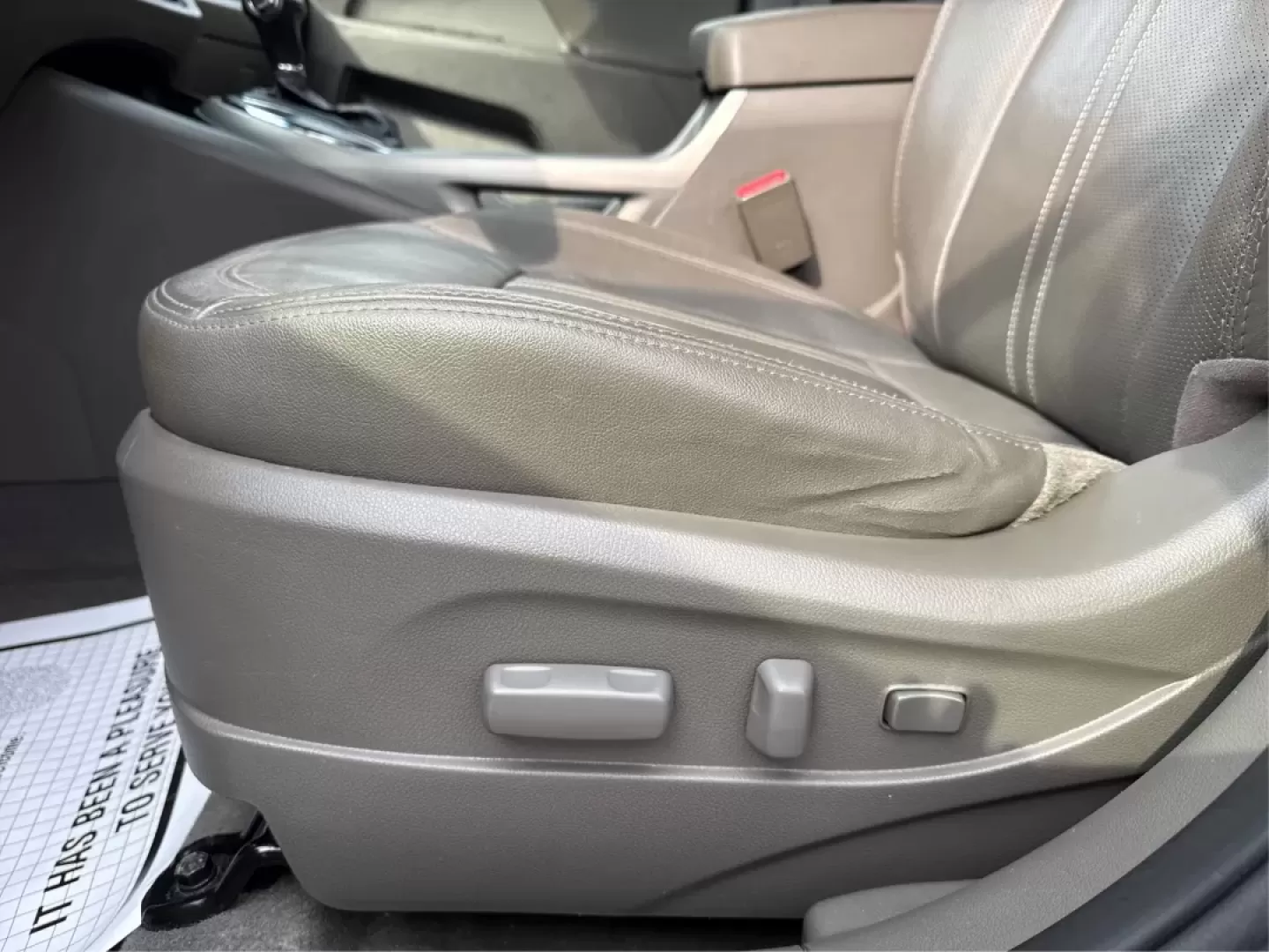 2013 Kia Sportage EX (KNDPCCA24D7) with an 2.4L I-4 DOHC engine, located at 1099 N County Rd 25A , Troy, OH, 45373, (937) 908-9800, 40.057079, -84.212883 - **Discover the Perfect Crossover for Your Active Lifestyle: 2013 Kia Sportage EX at Advantage Car and Credit in Troy, OH!**<br /> <br /> Are you ready to elevate your adventures? The 2013 Kia Sportage EX is a versatile crossover designed for families on the go, weekend warriors, or anyone looking to - Photo#18