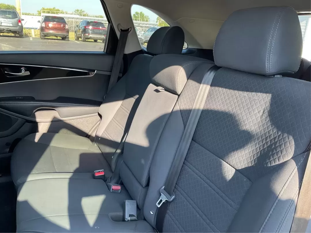 2017 Kia Sorento 3.3L LX (5XYPGDA53HG) with an Lambda II 3.3L V-6 gasoline direct injection engine, located at 1230 East Main St, Xenia, OH, 45385, (937) 908-9800, 39.688026, -83.910172 - **Adventure Awaits in the 2017 Kia Sorento: Your Perfect Family SUV!**<br /> <br /> Are you ready to embark on unforgettable family road trips or weekend getaways? Look no further than the 2017 Kia Sorento, a versatile and comfortable SUV that's perfect for growing families and adventure-seekers ali - Photo#10