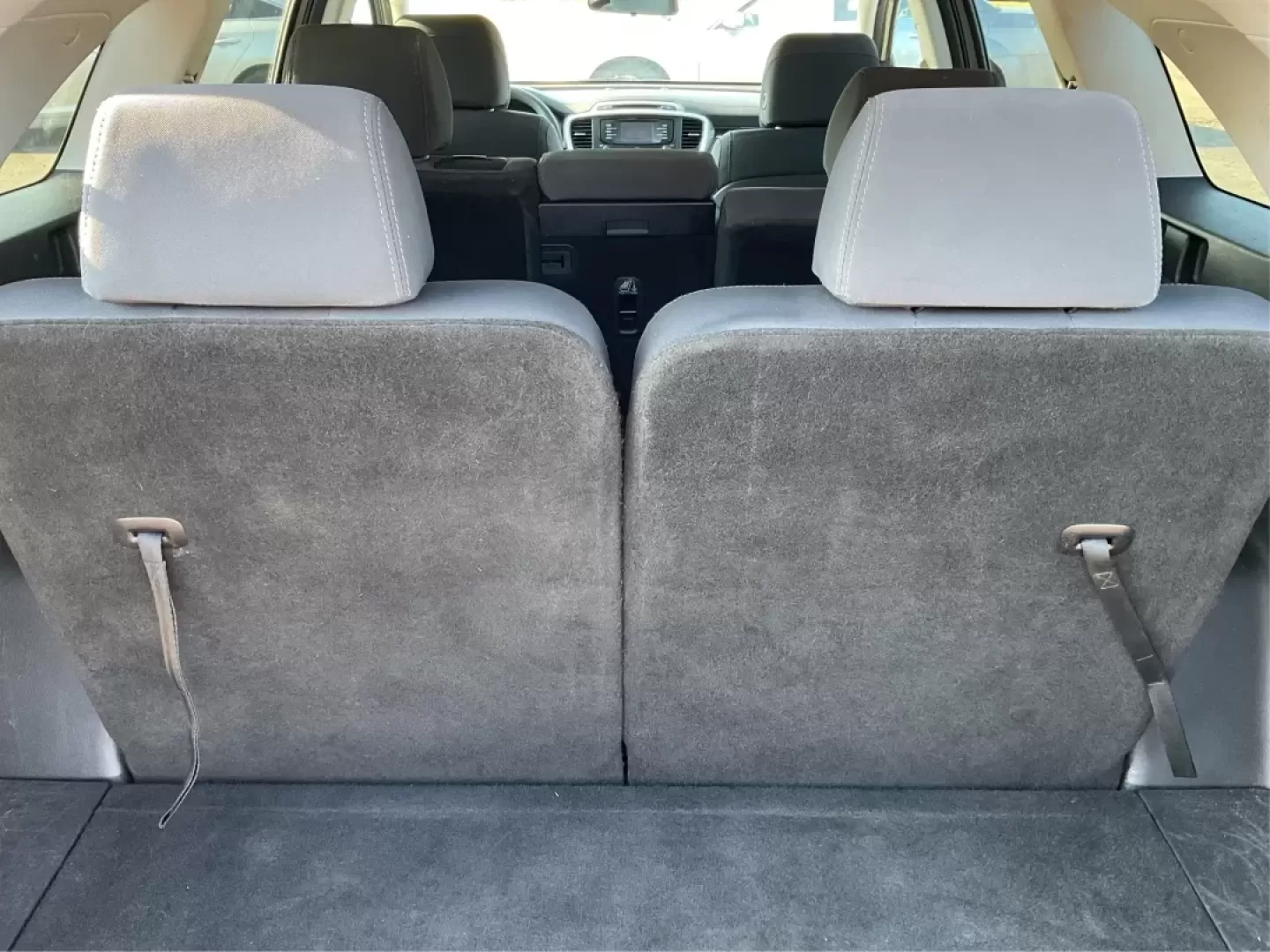 2017 Kia Sorento 3.3L LX (5XYPGDA53HG) with an Lambda II 3.3L V-6 gasoline direct injection engine, located at 1230 East Main St, Xenia, OH, 45385, (937) 908-9800, 39.688026, -83.910172 - **Adventure Awaits in the 2017 Kia Sorento: Your Perfect Family SUV!**<br /> <br /> Are you ready to embark on unforgettable family road trips or weekend getaways? Look no further than the 2017 Kia Sorento, a versatile and comfortable SUV that's perfect for growing families and adventure-seekers ali - Photo#12