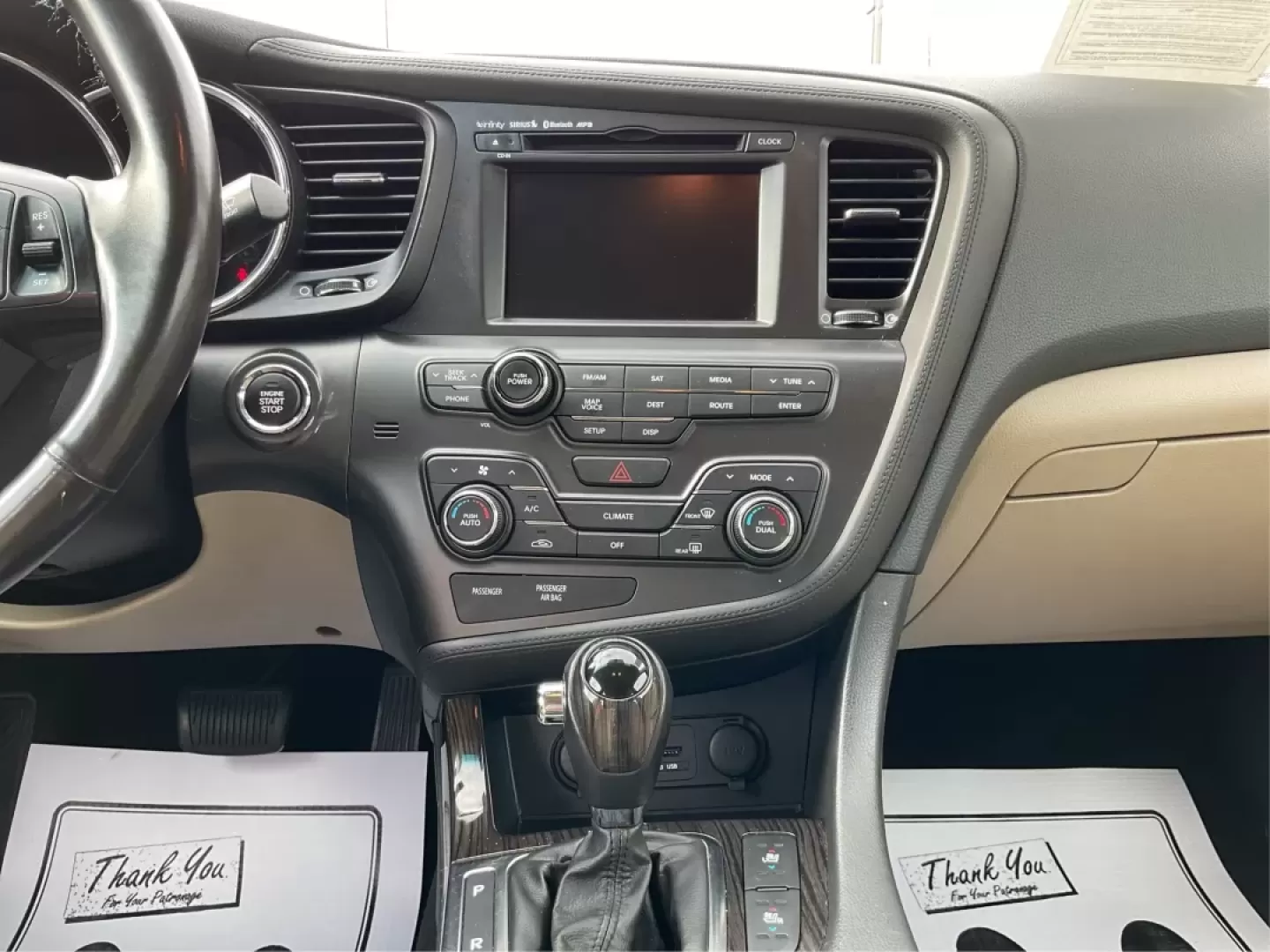 2013 Kia Optima EX (5XXGN4A74DG) with an 2.4L I-4 gasoline direct injection engine, located at 4508 South Dixie Dr, Moraine, OH, 45439, (937) 908-9800, 39.689976, -84.218452 - ### Elevate Your Daily Drive with the 2013 Kia Optima EX at Advantage Car and Credit in Fairborn, OH!<br /> <br /> Are you in search of a reliable sedan that perfectly balances style, comfort, and advanced features? Look no further than the 2013 Kia Optima EX, now available at Advantage Car and Cred - Photo#12