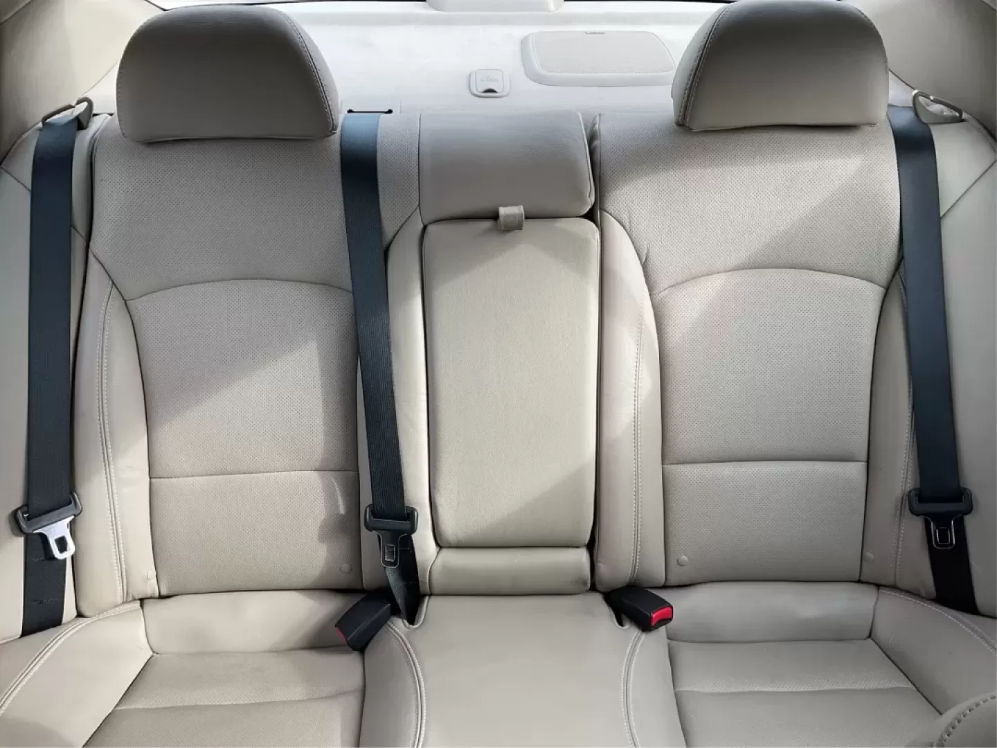 2013 Kia Optima EX (5XXGN4A74DG) with an 2.4L I-4 gasoline direct injection engine, located at 4508 South Dixie Dr, Moraine, OH, 45439, (937) 908-9800, 39.689976, -84.218452 - ### Elevate Your Daily Drive with the 2013 Kia Optima EX at Advantage Car and Credit in Fairborn, OH!<br /> <br /> Are you in search of a reliable sedan that perfectly balances style, comfort, and advanced features? Look no further than the 2013 Kia Optima EX, now available at Advantage Car and Cred - Photo#13