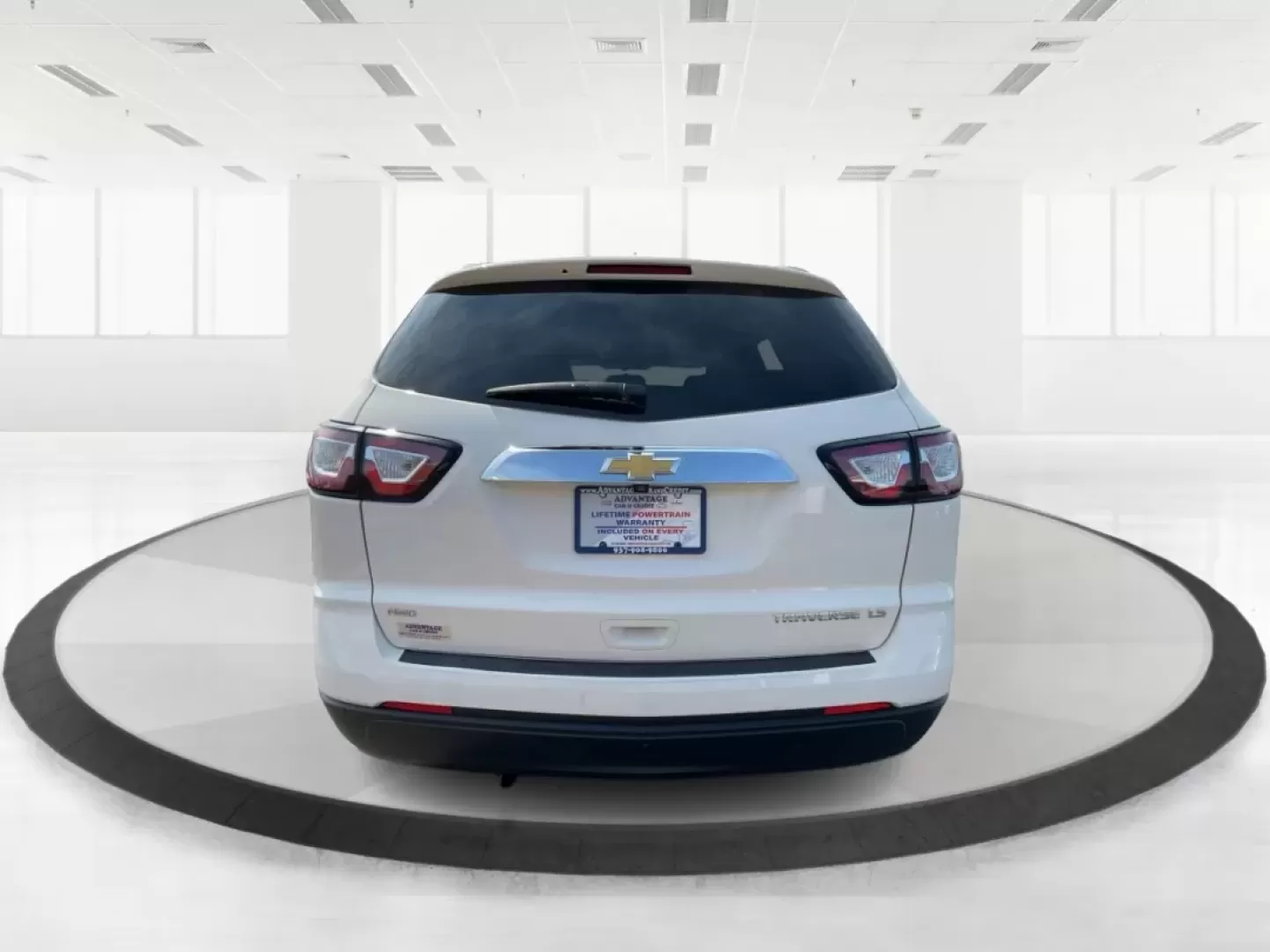 2014 Chevrolet Traverse LS (1GNKVFEDXEJ) with an 3.6L V-6 gasoline direct injection engine, located at 1951 S Dayton Lakeview Rd., New Carlisle, OH, 45344, (937) 908-9800, 39.890999, -84.050255 - **Adventure Awaits with This 2014 Chevrolet Traverse LS at Advantage Car and Credit - Riverside!**<br /> <br /> Are you ready to elevate your family road trips or weekend adventures? Introducing the 2014 Chevrolet Traverse LS-a versatile SUV designed with comfort, safety, and style in mind. This rug - Photo#3