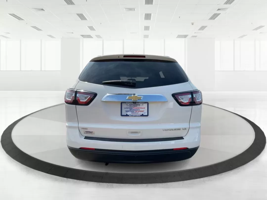2014 Chevrolet Traverse LS (1GNKVFEDXEJ) with an 3.6L V-6 gasoline direct injection engine, located at 1951 S Dayton Lakeview Rd., New Carlisle, OH, 45344, (937) 908-9800, 39.890999, -84.050255 - **Adventure Awaits with This 2014 Chevrolet Traverse LS at Advantage Car and Credit - Riverside!**<br /> <br /> Are you ready to elevate your family road trips or weekend adventures? Introducing the 2014 Chevrolet Traverse LS-a versatile SUV designed with comfort, safety, and style in mind. This rug - Photo#3