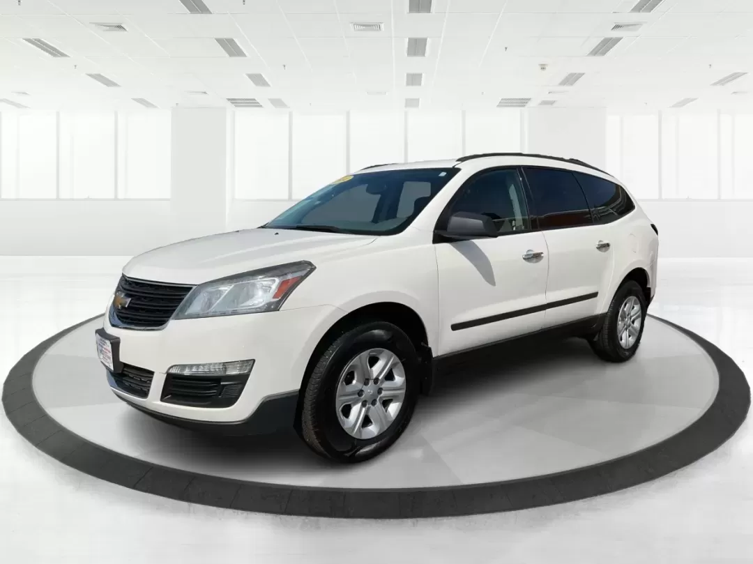 2014 Chevrolet Traverse LS (1GNKVFEDXEJ) with an 3.6L V-6 gasoline direct injection engine, located at 1951 S Dayton Lakeview Rd., New Carlisle, OH, 45344, (937) 908-9800, 39.890999, -84.050255 - **Adventure Awaits with This 2014 Chevrolet Traverse LS at Advantage Car and Credit - Riverside!**<br /> <br /> Are you ready to elevate your family road trips or weekend adventures? Introducing the 2014 Chevrolet Traverse LS-a versatile SUV designed with comfort, safety, and style in mind. This rug - Photo#8