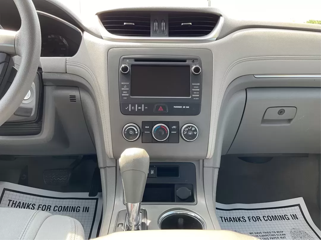 2014 Chevrolet Traverse LS (1GNKVFEDXEJ) with an 3.6L V-6 gasoline direct injection engine, located at 1951 S Dayton Lakeview Rd., New Carlisle, OH, 45344, (937) 908-9800, 39.890999, -84.050255 - **Adventure Awaits with This 2014 Chevrolet Traverse LS at Advantage Car and Credit - Riverside!**<br /> <br /> Are you ready to elevate your family road trips or weekend adventures? Introducing the 2014 Chevrolet Traverse LS-a versatile SUV designed with comfort, safety, and style in mind. This rug - Photo#13